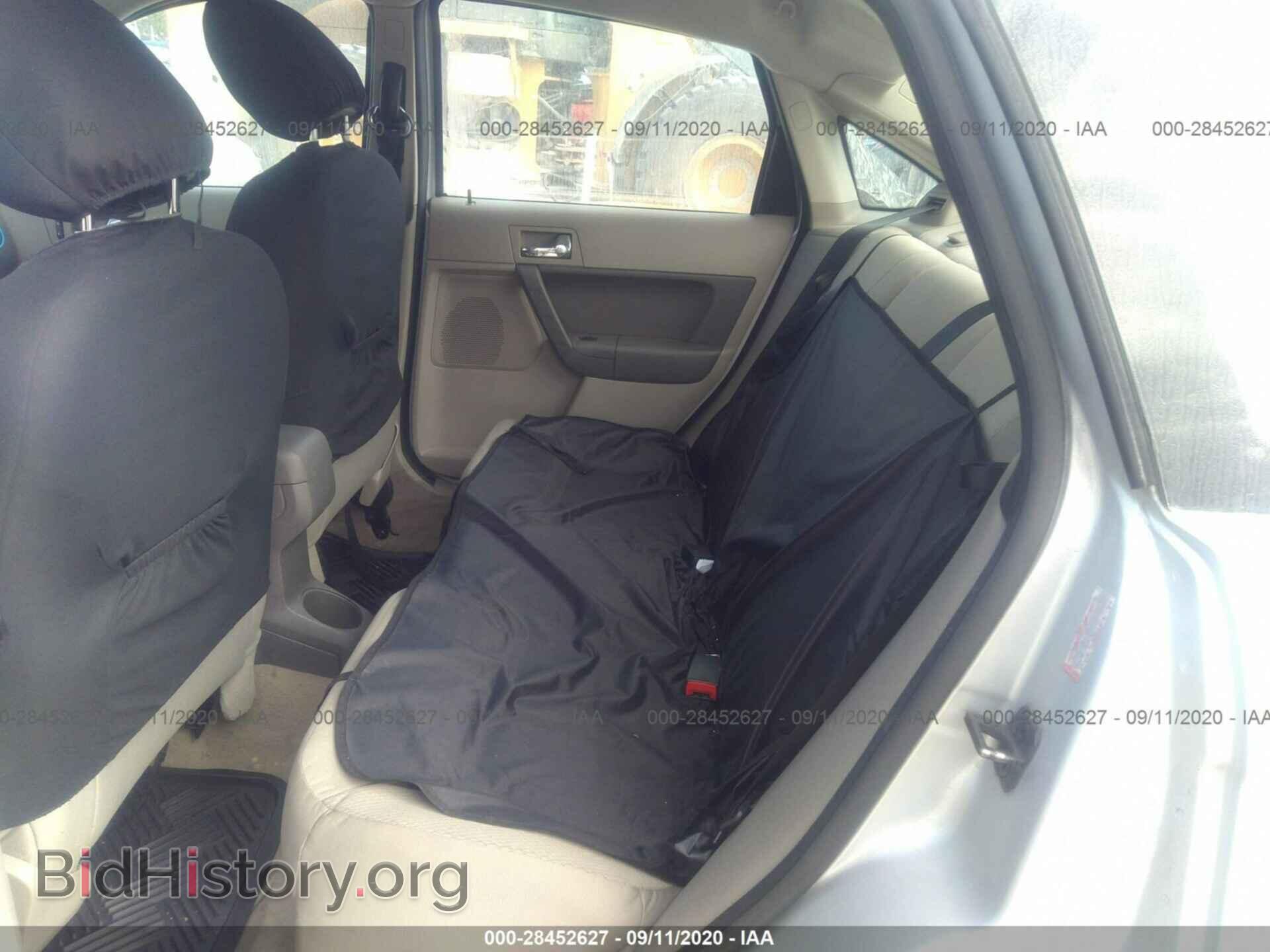 2008 FORD FOCUS - VIN: 1FAHP35N38W156276 - Фото 8