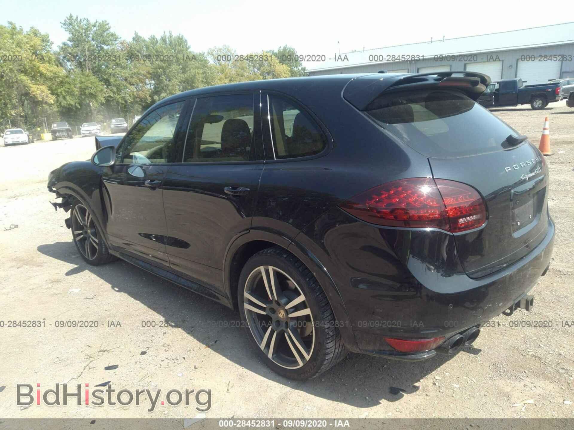 2013 PORSCHE CAYENNE - VIN: WP1AD2A23DLA74374 - Фото 3