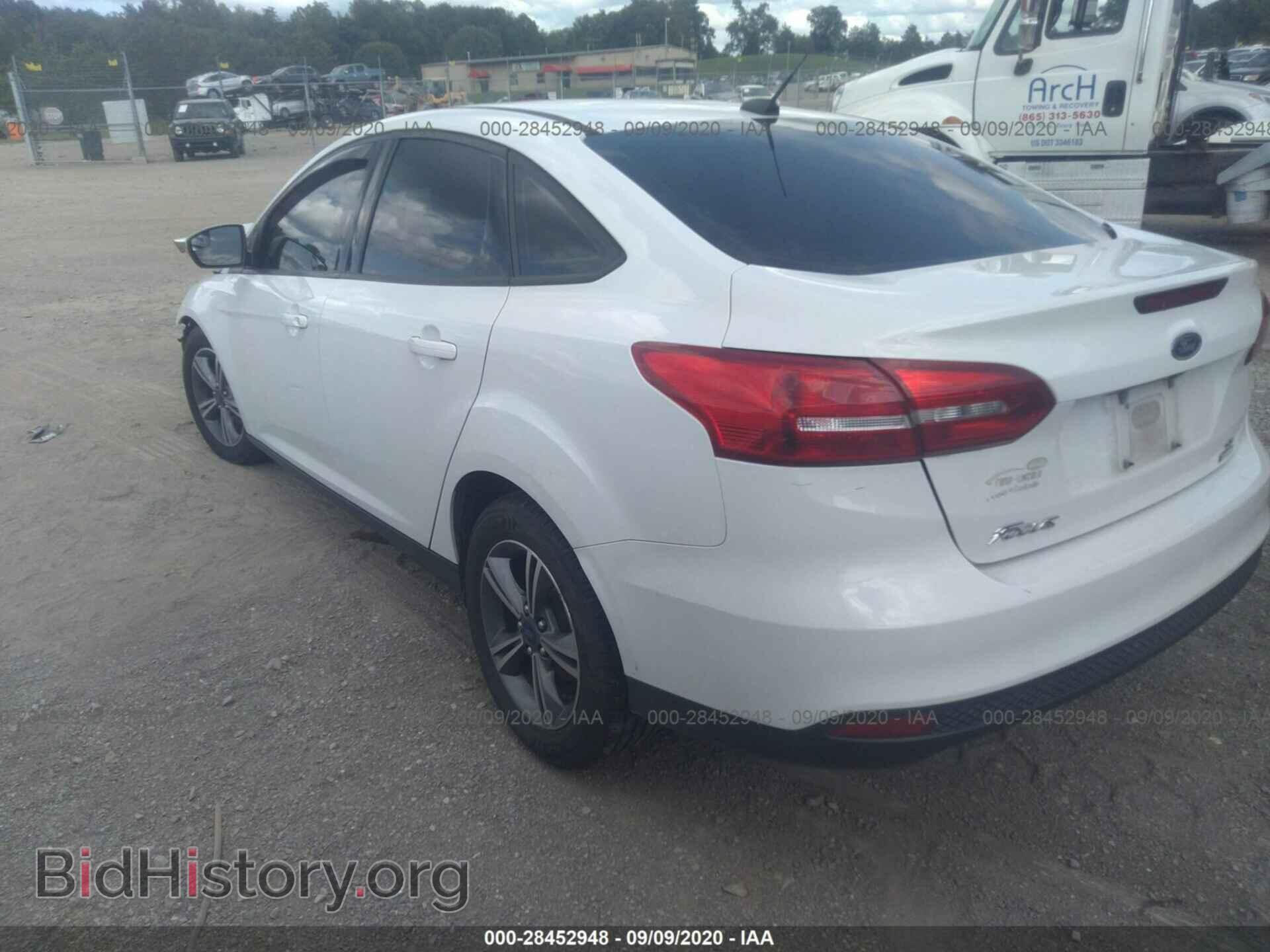 2017 FORD FOCUS - VIN: 1FADP3FE2HL251815 - Фото 3