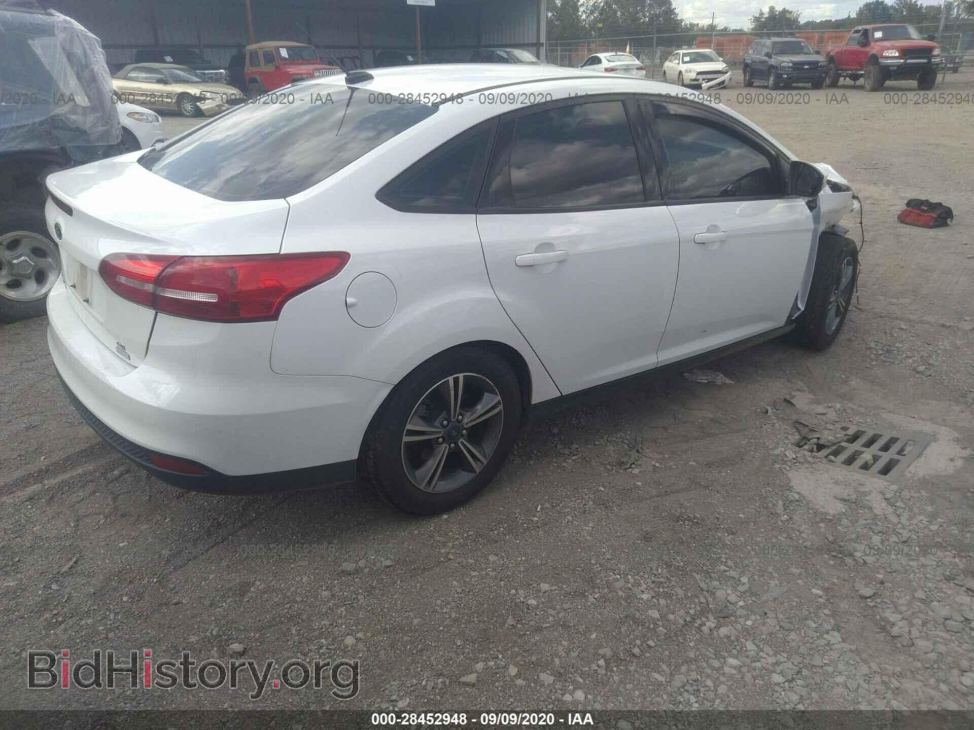 2017 FORD FOCUS - VIN: 1FADP3FE2HL251815 - Фото 4