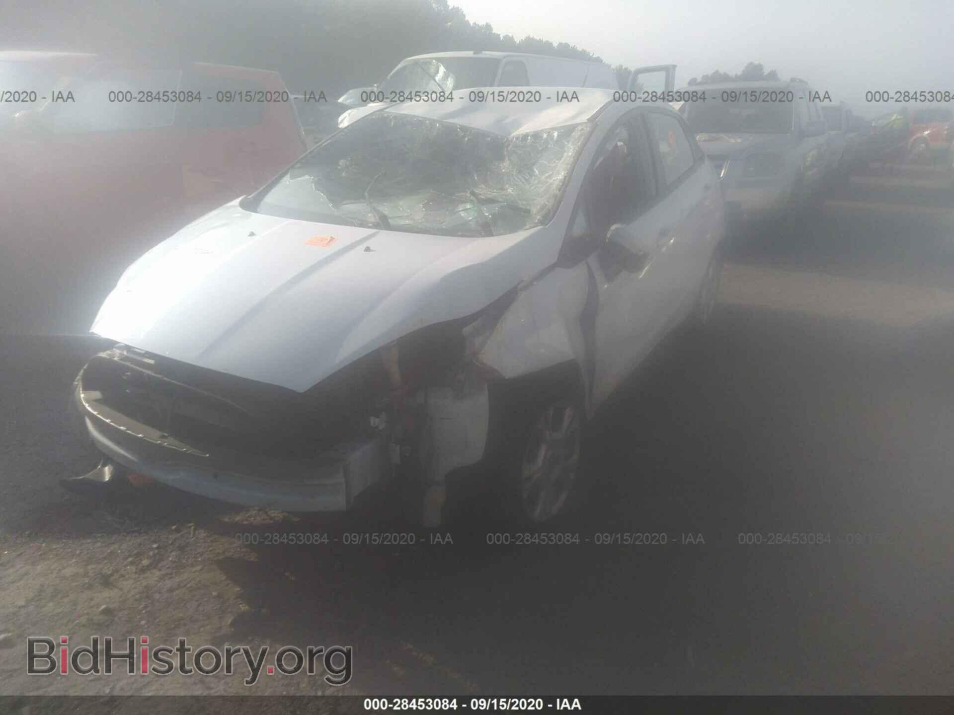 2014 FORD FIESTA - VIN: 3FADP4BJ2EM233611 - Фото 2