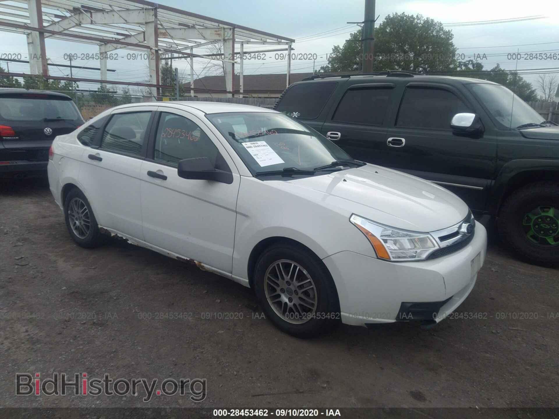 Фотография 1FAHP3EN2BW168510 - FORD FOCUS 2011