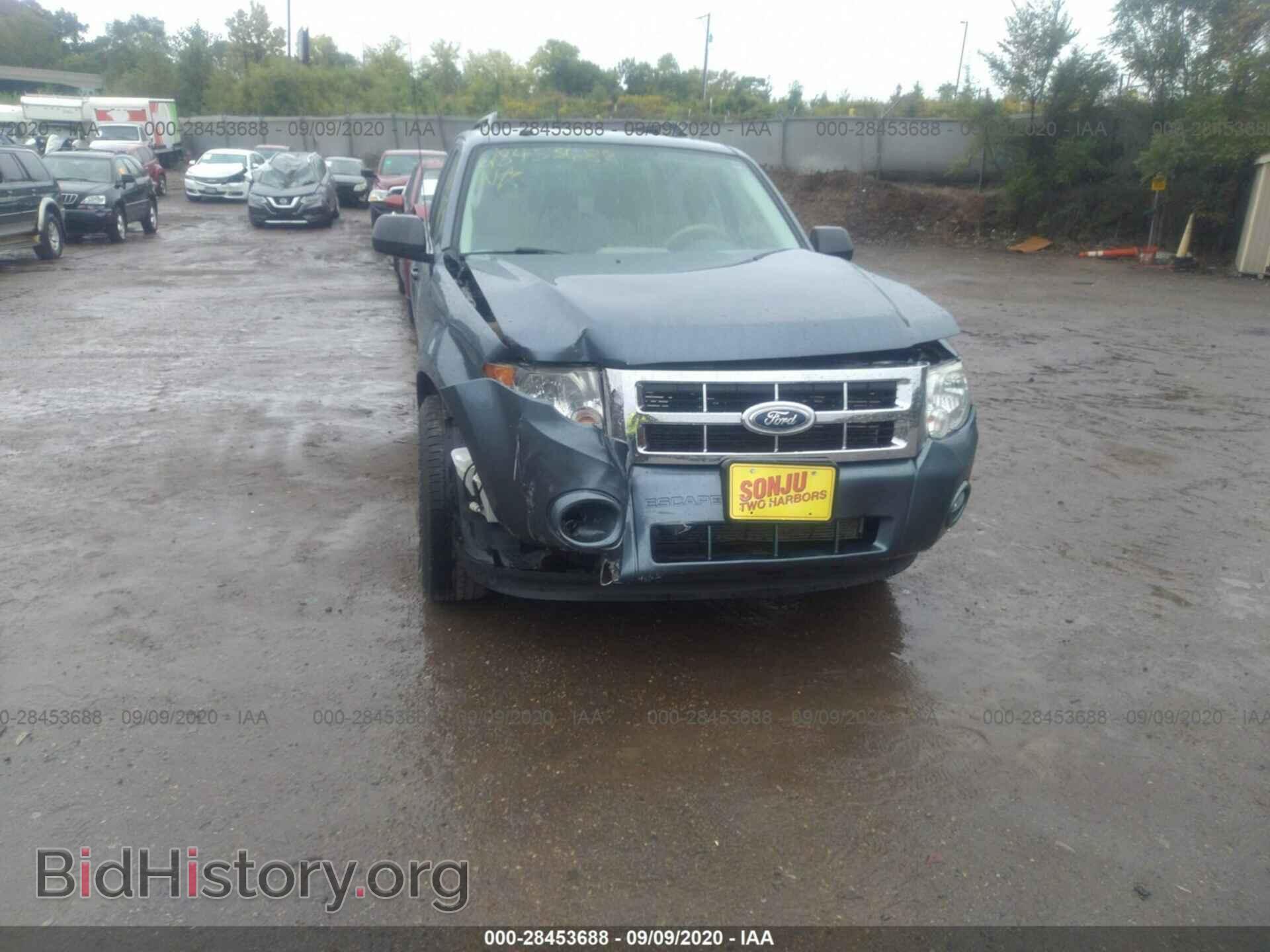 2011 FORD ESCAPE - VIN: 1FMCU9DG2BKA45294 - Фото 6