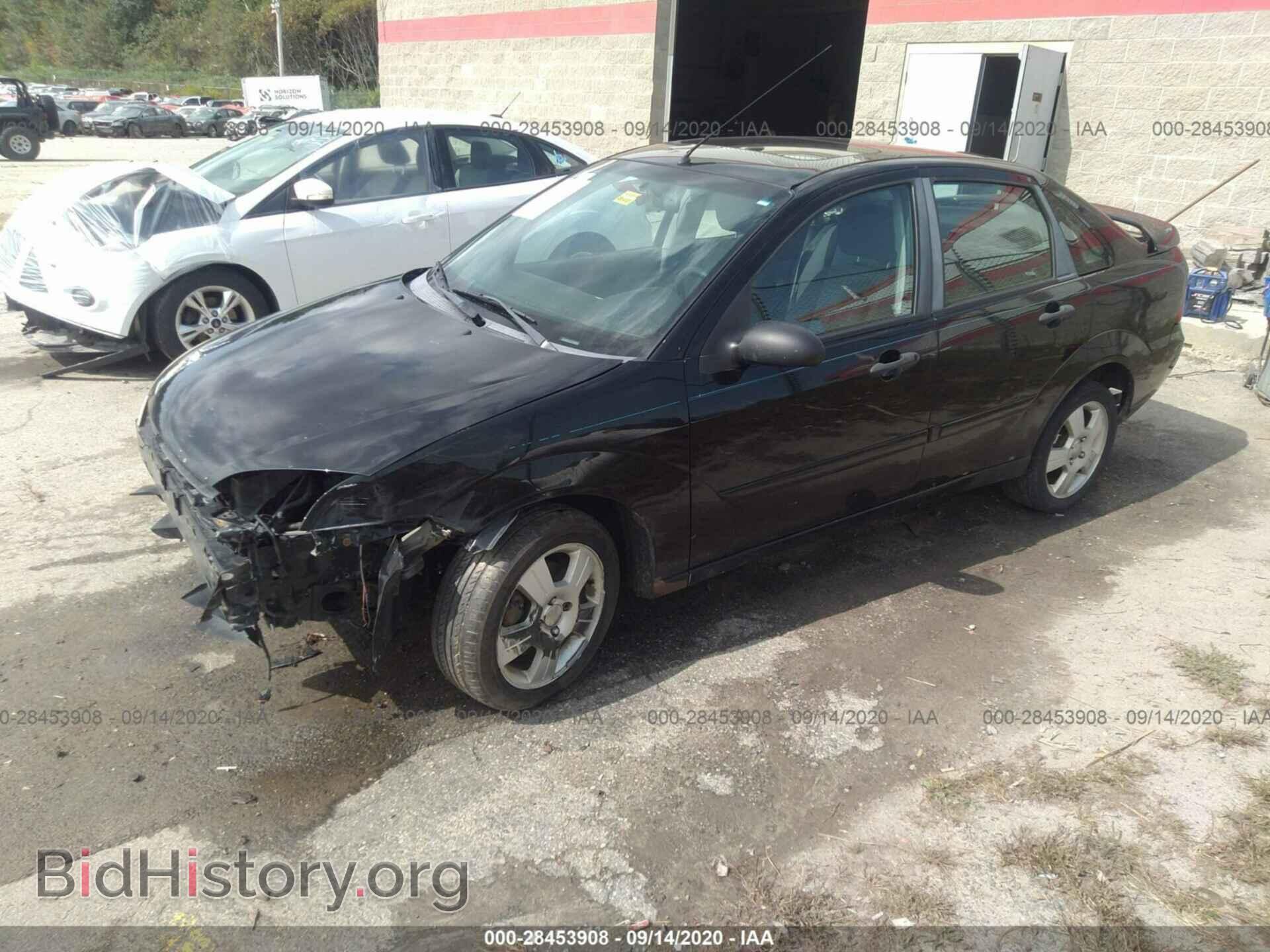 2007 FORD FOCUS - VIN: 1FAFP34N17W182642 - Фото 2