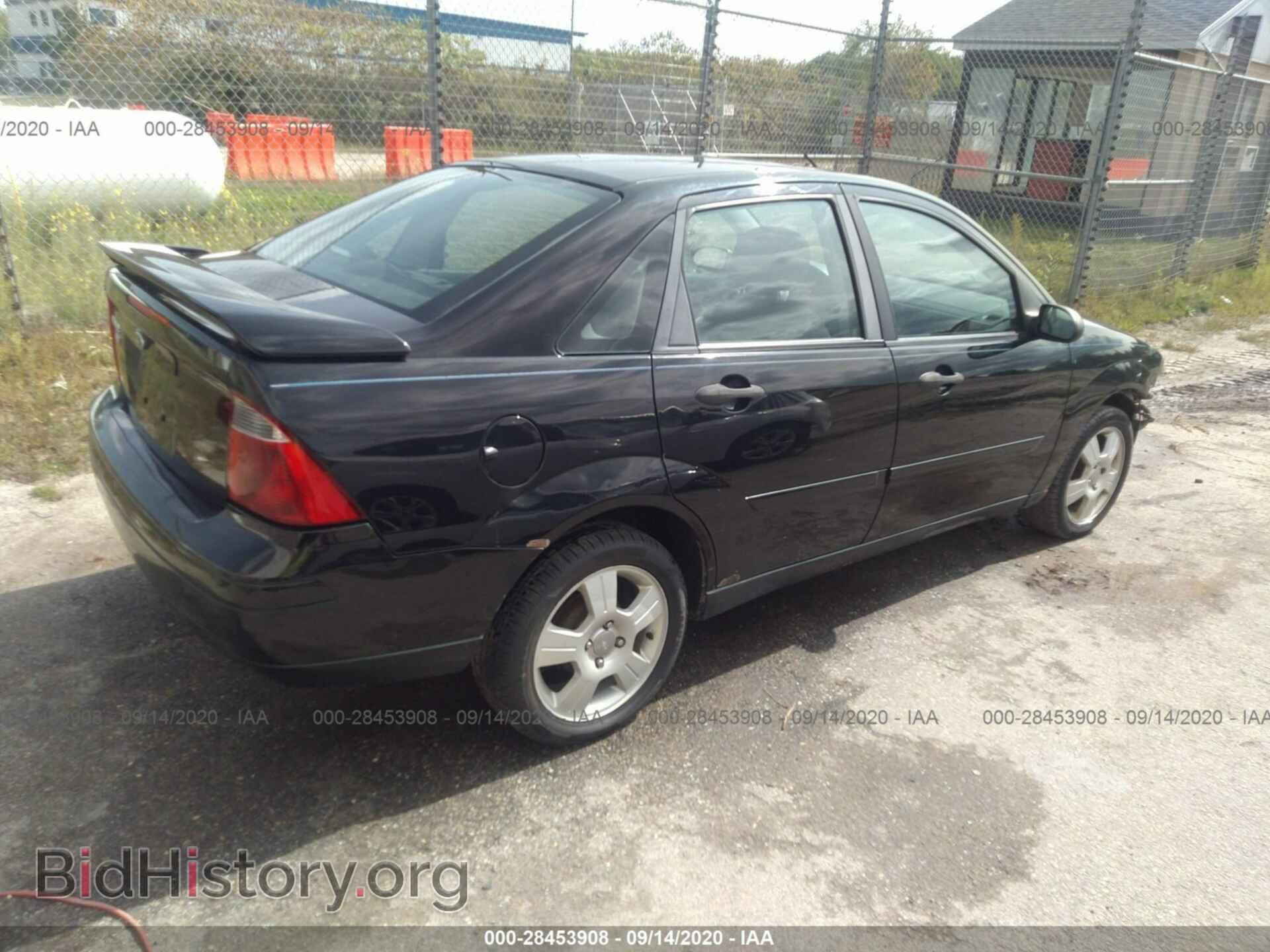2007 FORD FOCUS - VIN: 1FAFP34N17W182642 - Фото 4