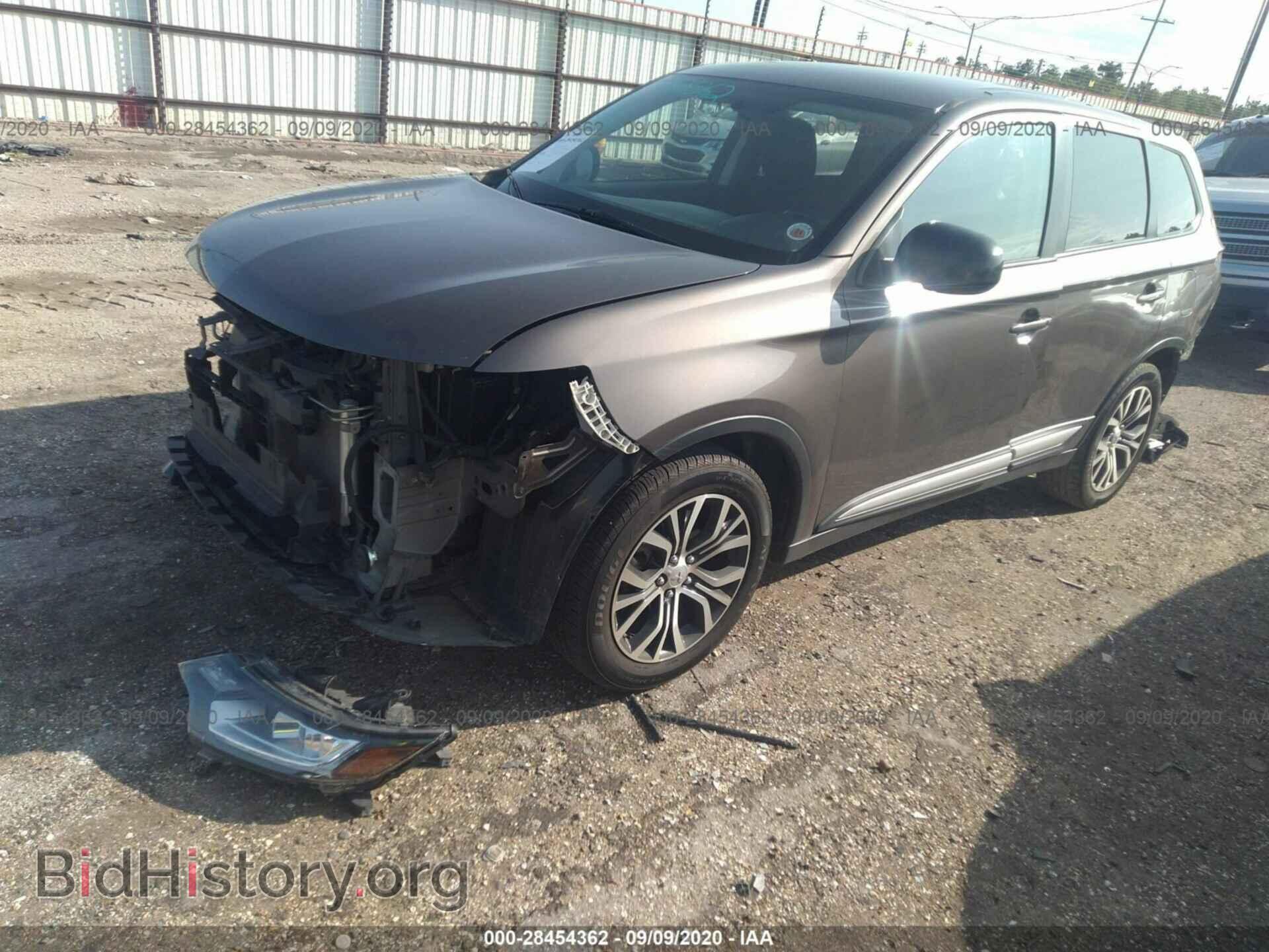 2017 MITSUBISHI OUTLANDER - VIN: JA4AD2A38HZ005073 - Фото 2