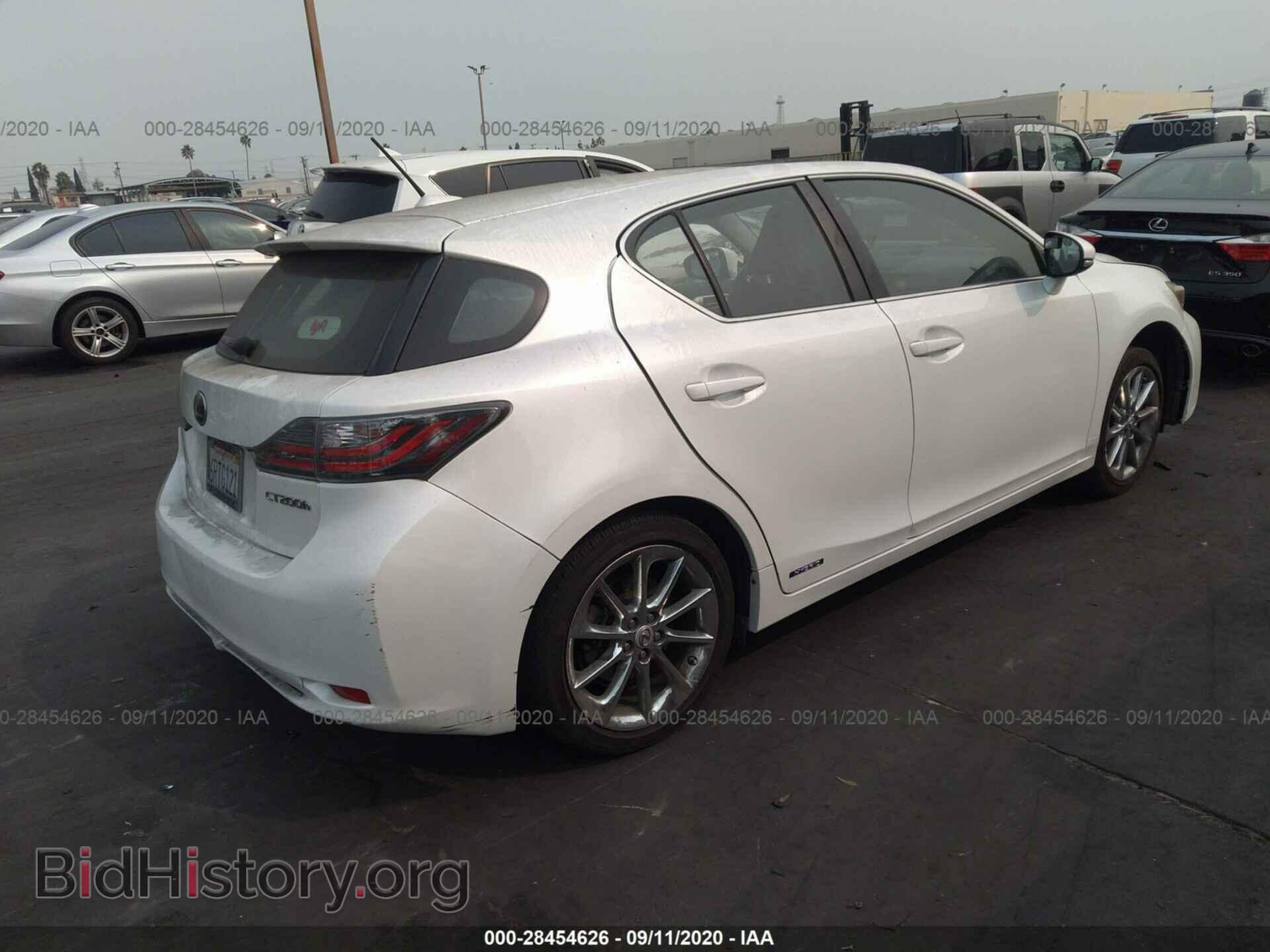 2011 LEXUS CT 200H - VIN: JTHKD5BH3B2010038 - Фото 4