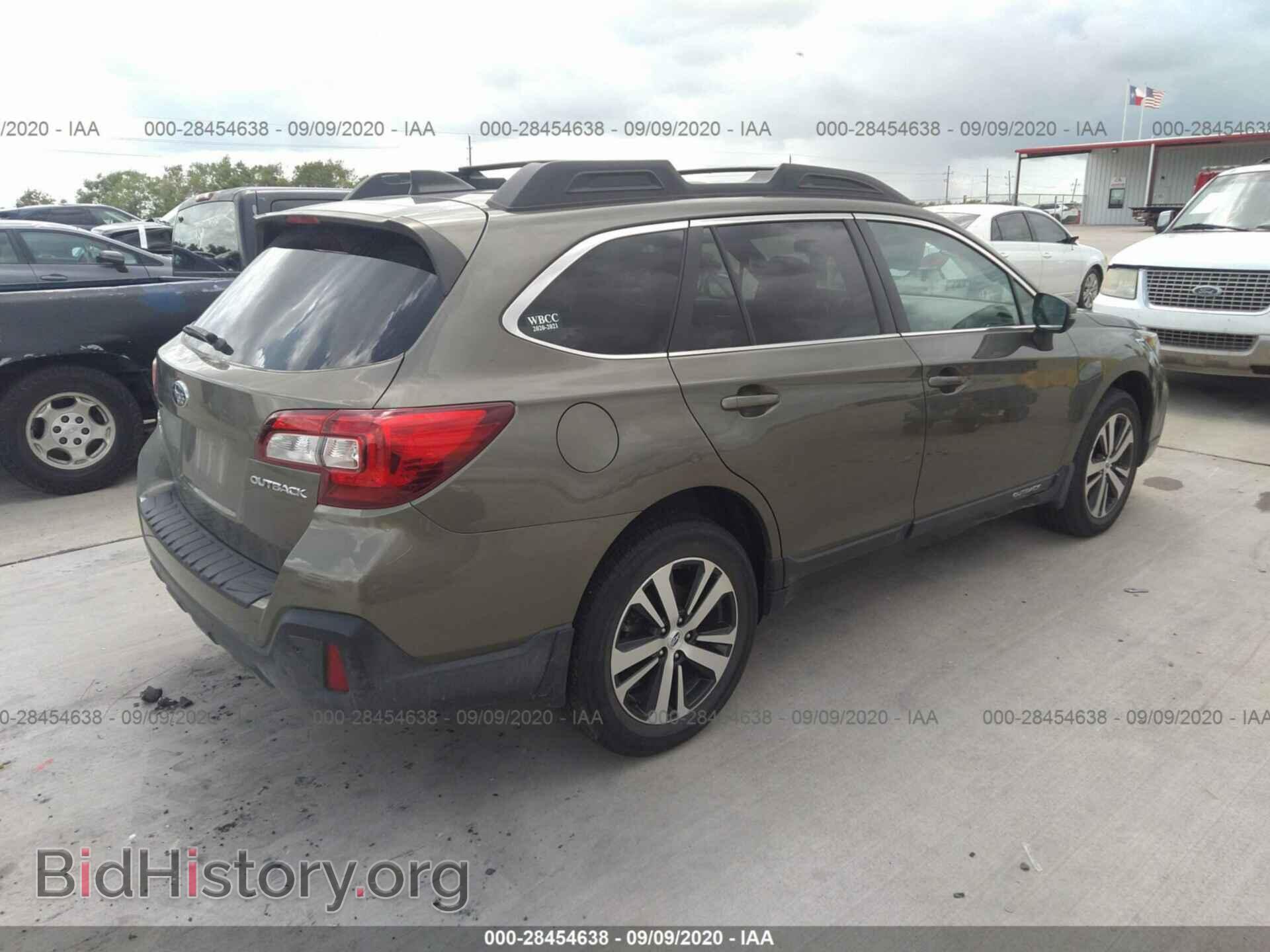 2018 SUBARU OUTBACK - VIN: 4S4BSANC1J3334979 - Фото 4