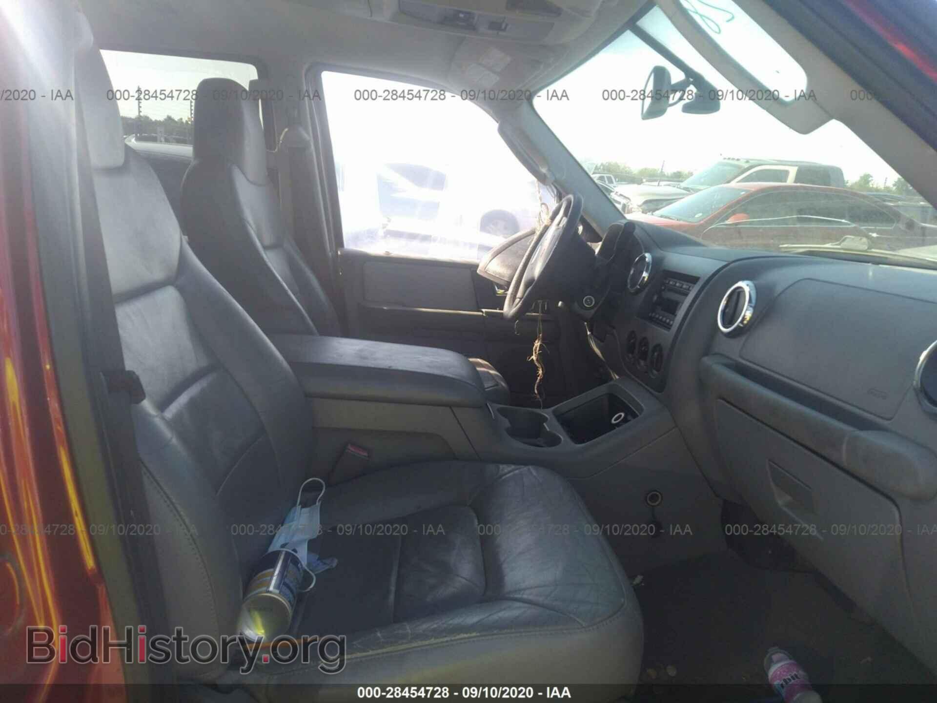 2006 FORD EXPEDITION - VIN: 1FMPU15516LA52298 - Фото 5