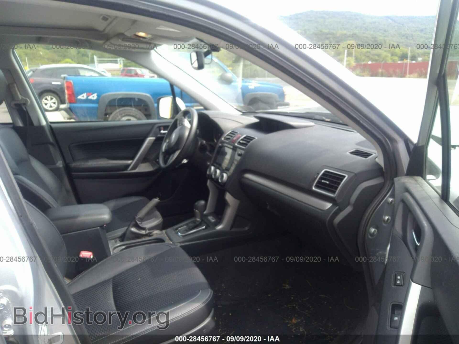 2016 SUBARU FORESTER - VIN: JF2SJGDC3GH459121 - Фото 5