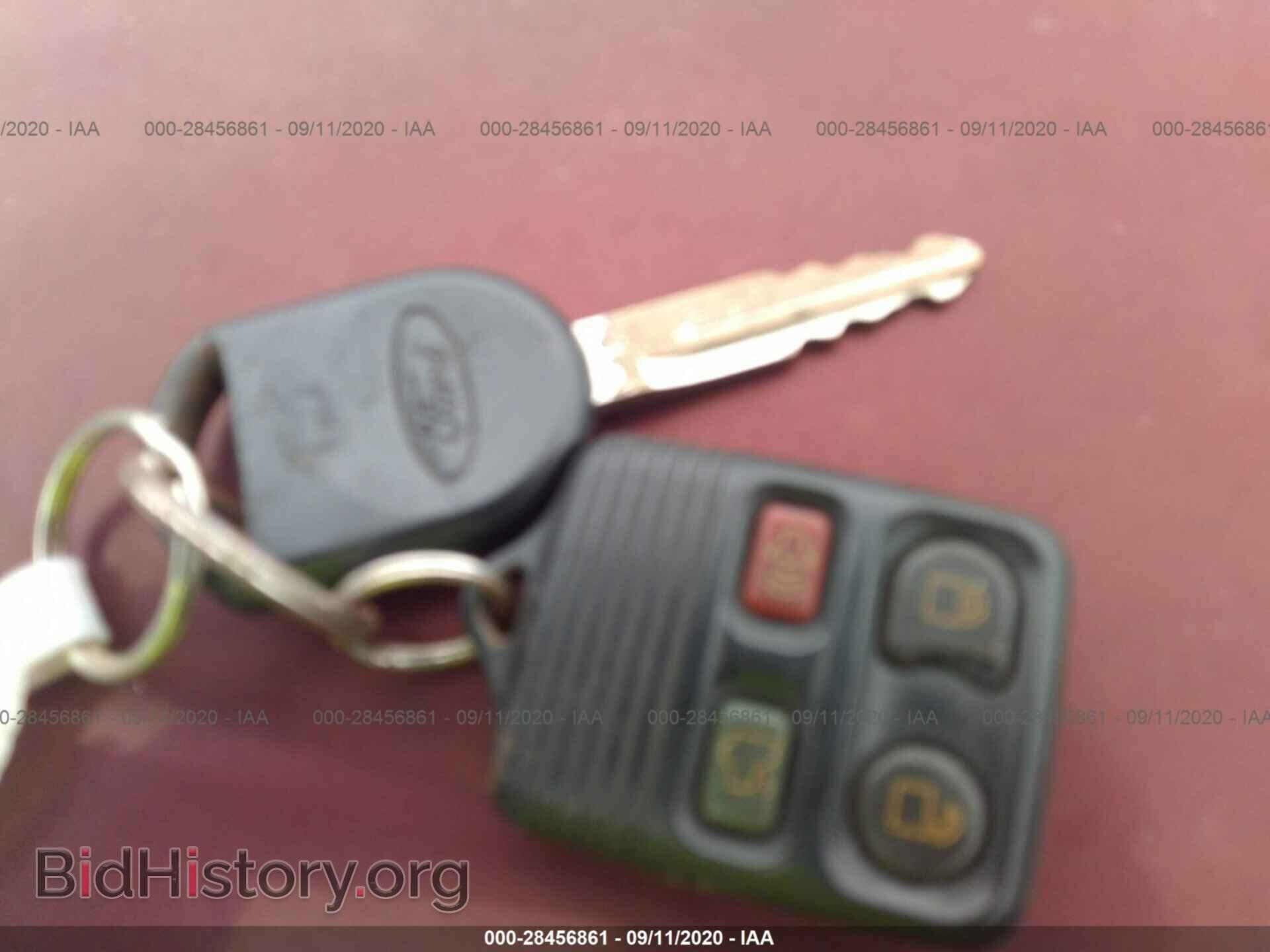 2007 FORD FOCUS - VIN: 1FAHP31N97W177816 - Фото 11