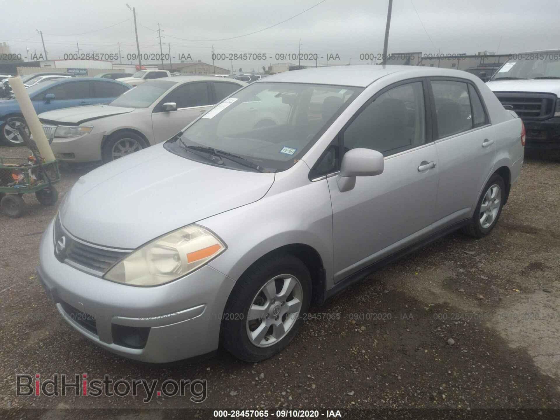2007 NISSAN VERSA - VIN: 3N1BC11E47L430615 - Фото 2