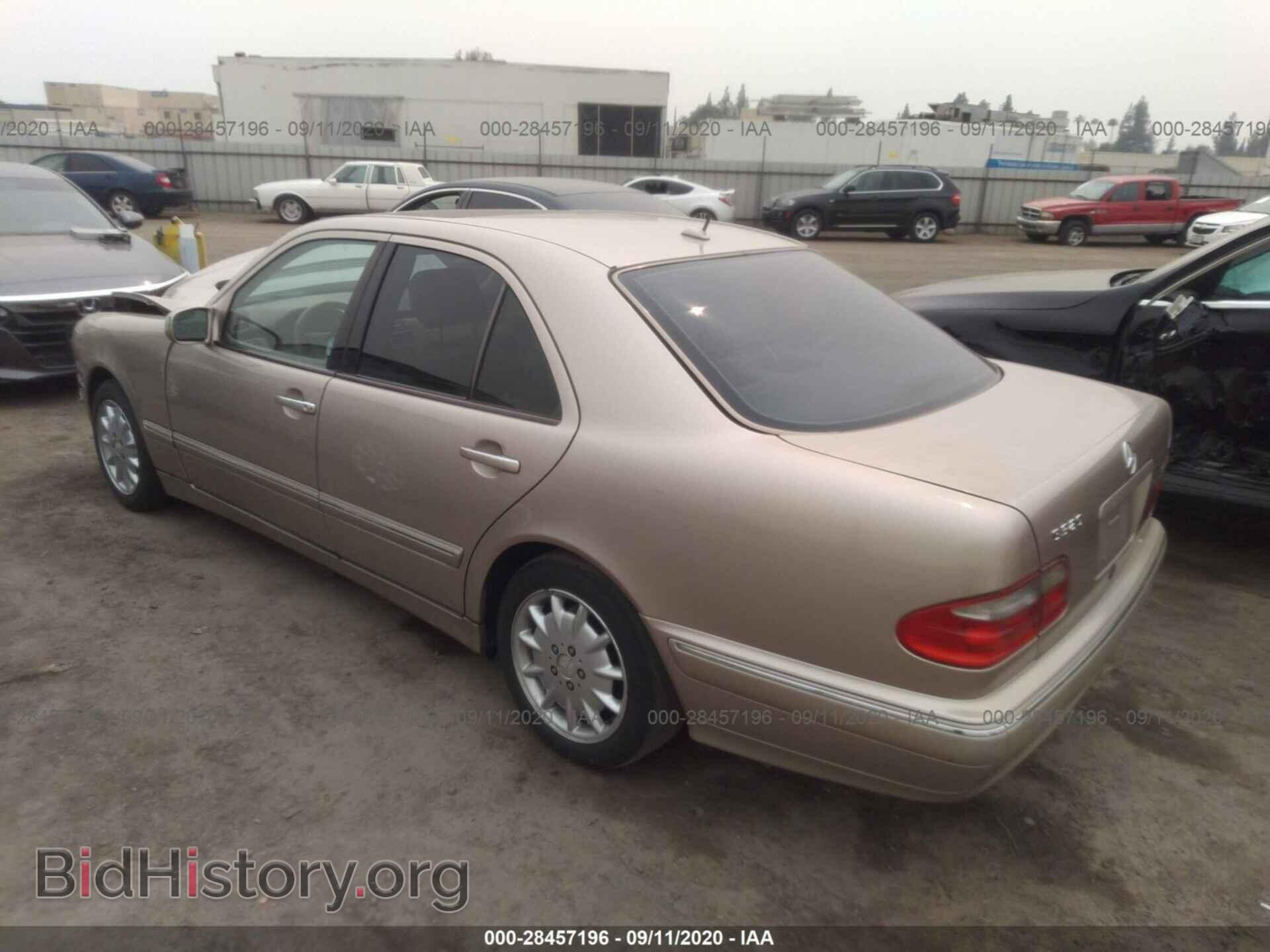 2001 MERCEDES-BENZ E-CLASS - VIN: WDBJF65J01B169799 - Фото 3