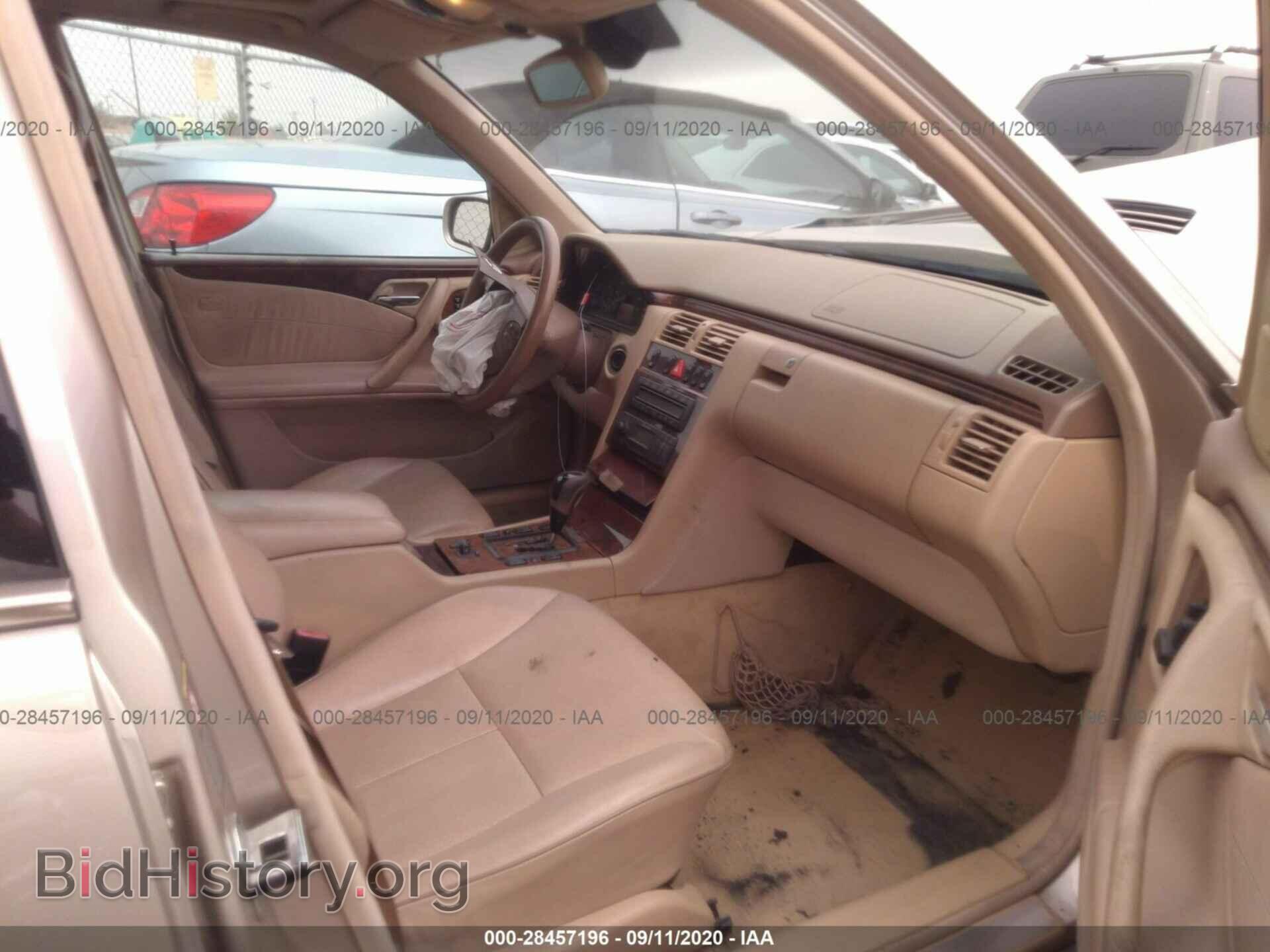 2001 MERCEDES-BENZ E-CLASS - VIN: WDBJF65J01B169799 - Фото 5