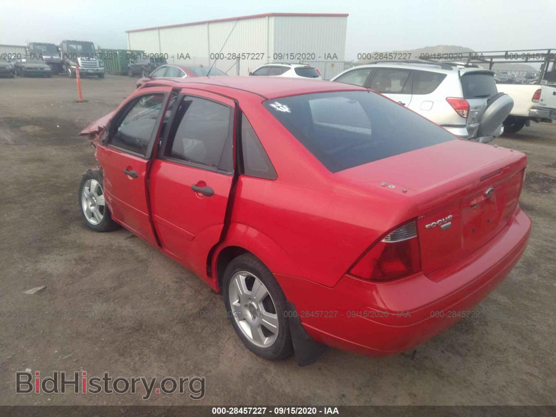 2007 FORD FOCUS - VIN: 1FAHP34N37W366263 - Фото 3