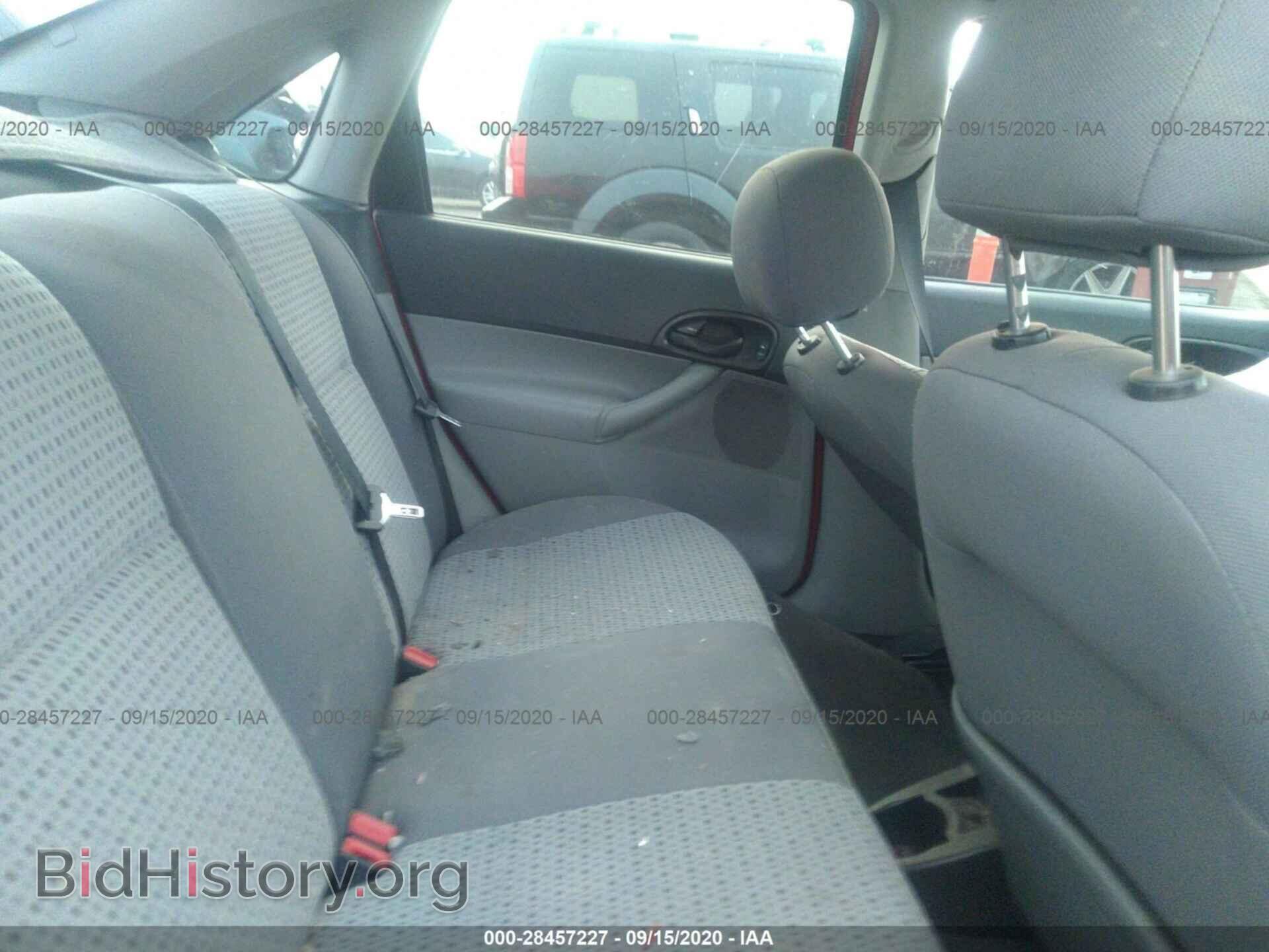 2007 FORD FOCUS - VIN: 1FAHP34N37W366263 - Фото 8