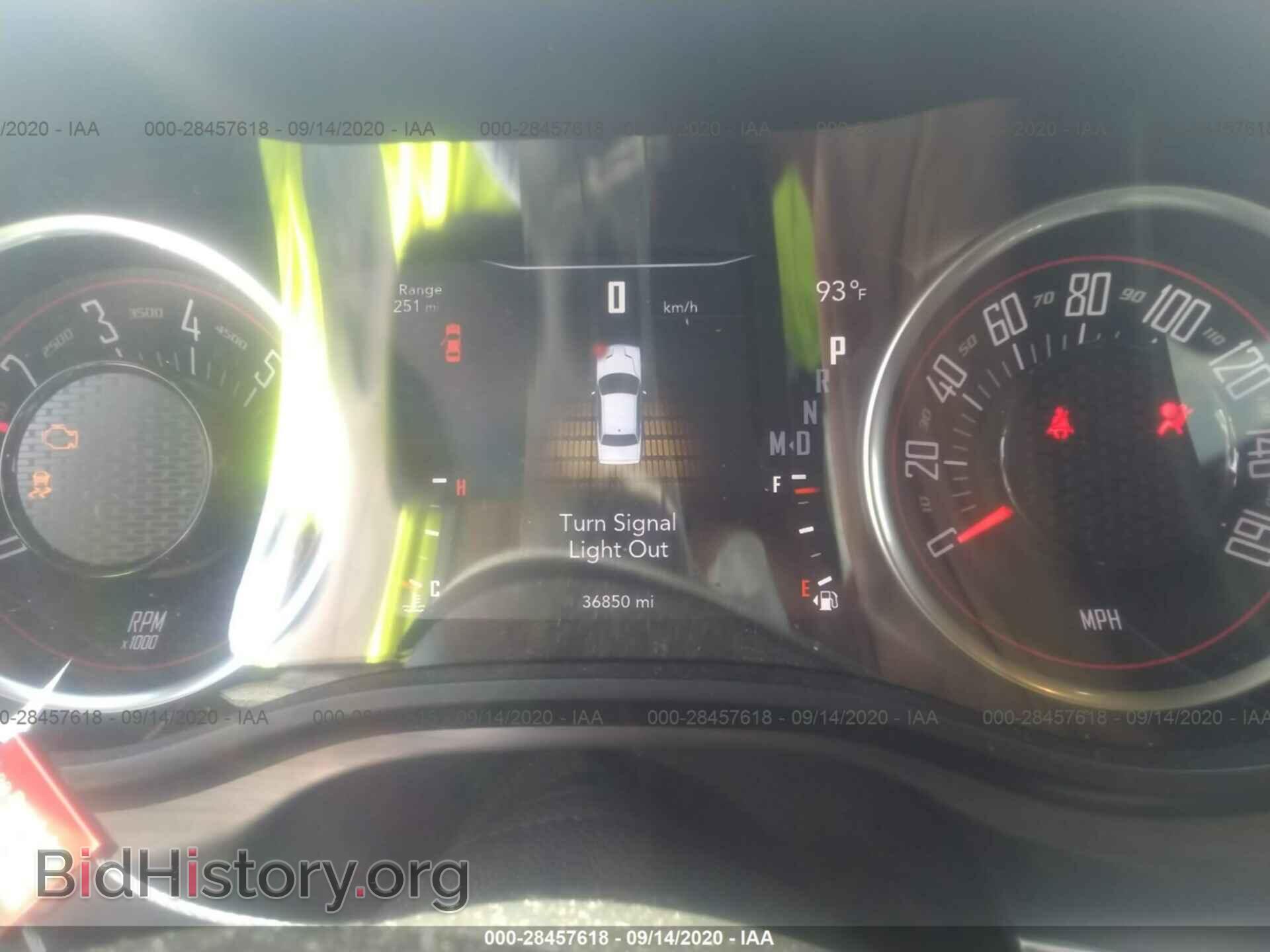 2017 DODGE CHALLENGER - VIN: 2C3CDZAG0HH540722 - Photo 7