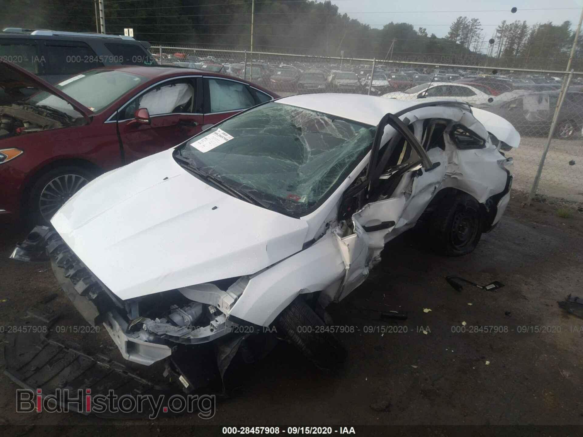 2016 FORD FOCUS - VIN: 1FADP3E26GL250477 - Фото 2