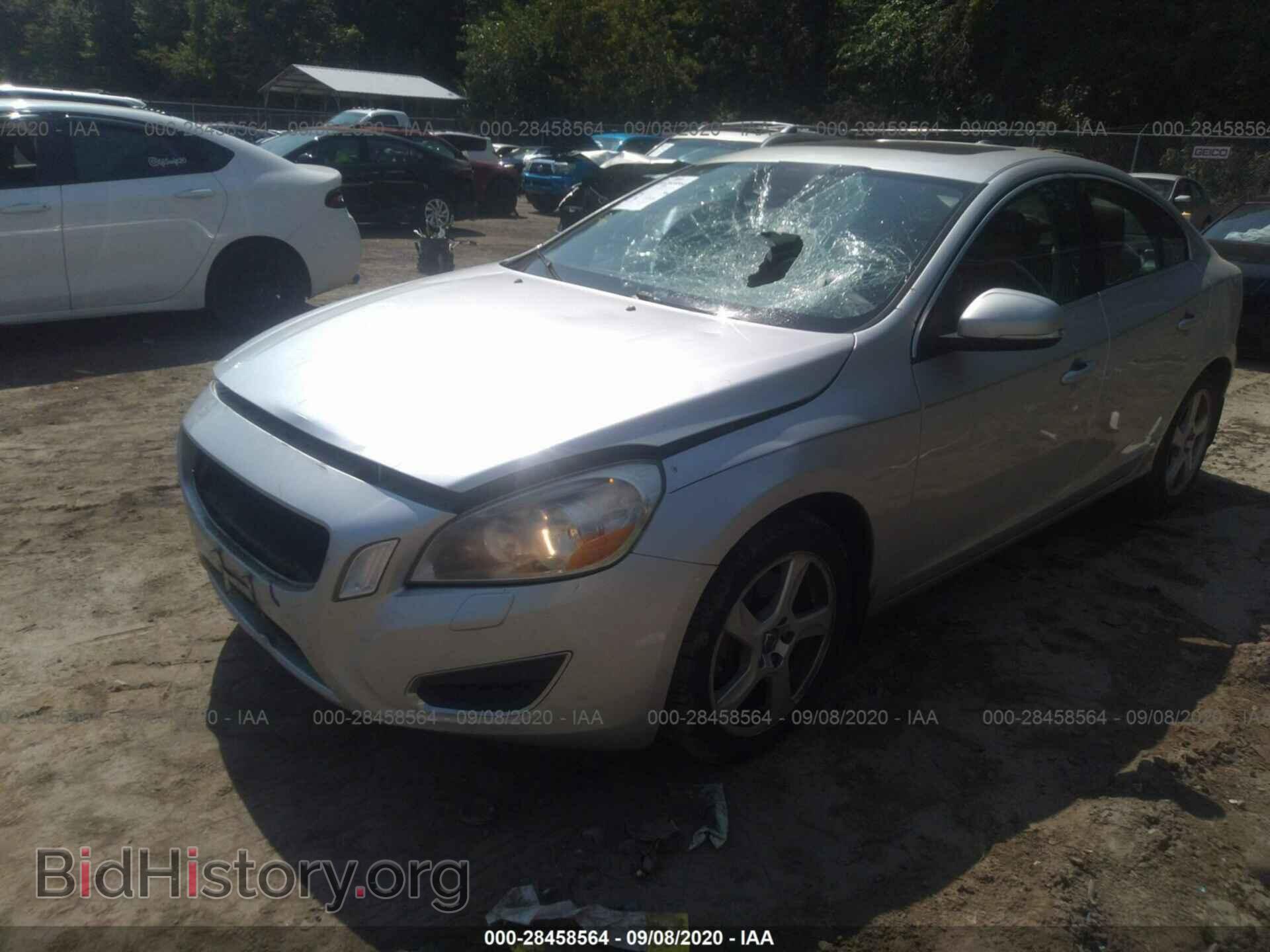 2012 VOLVO S60 - VIN: YV1622FS3C2045784 - Фото 2