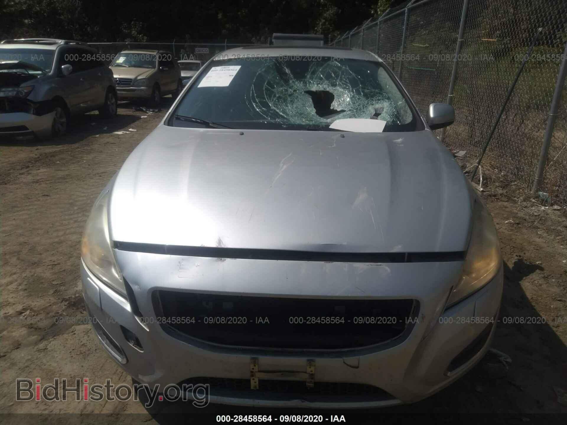 2012 VOLVO S60 - VIN: YV1622FS3C2045784 - Фото 6