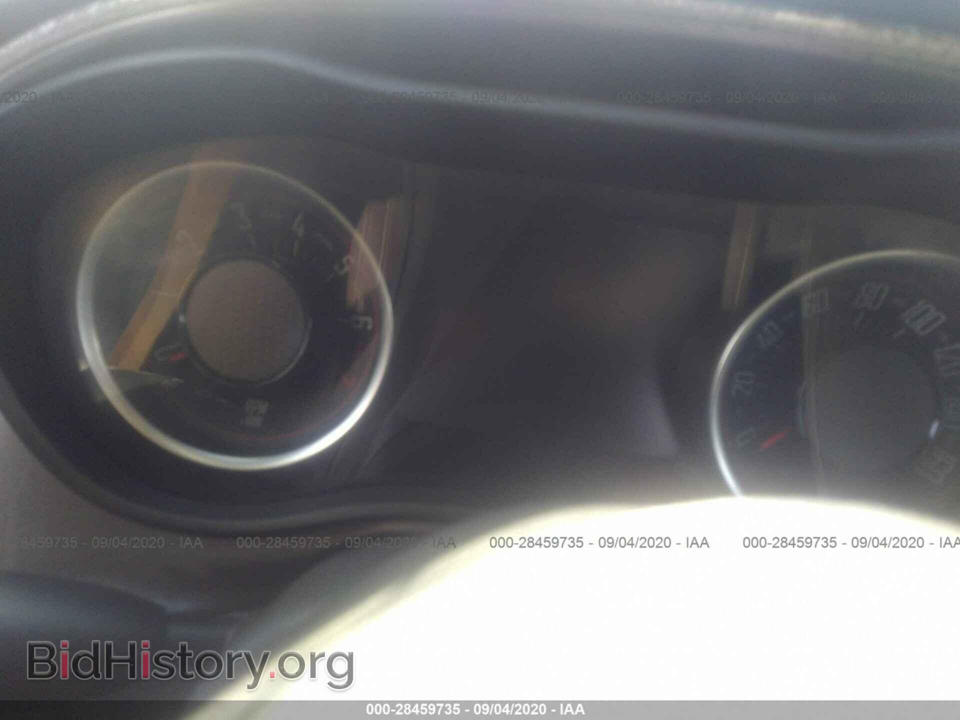 2019 DODGE CHALLENGER - VIN: 2C3CDZAG2KH656284 - Photo 7