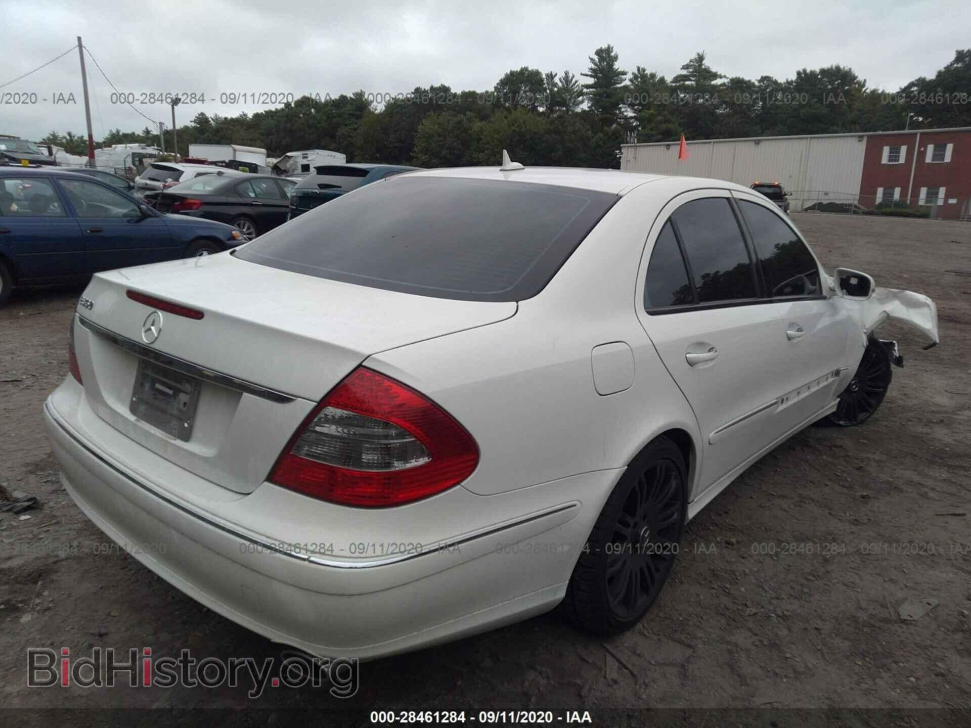 2007 MERCEDES-BENZ E-CLASS - VIN: WDBUF56X67B020073 - Фото 4
