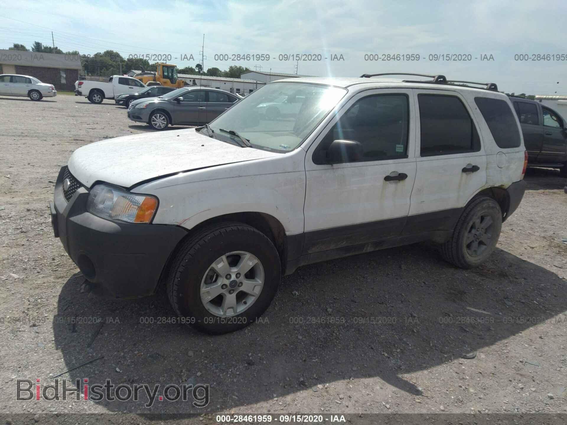 2005 FORD ESCAPE - VIN: 1FMYU93185KA60373 - Фото 2
