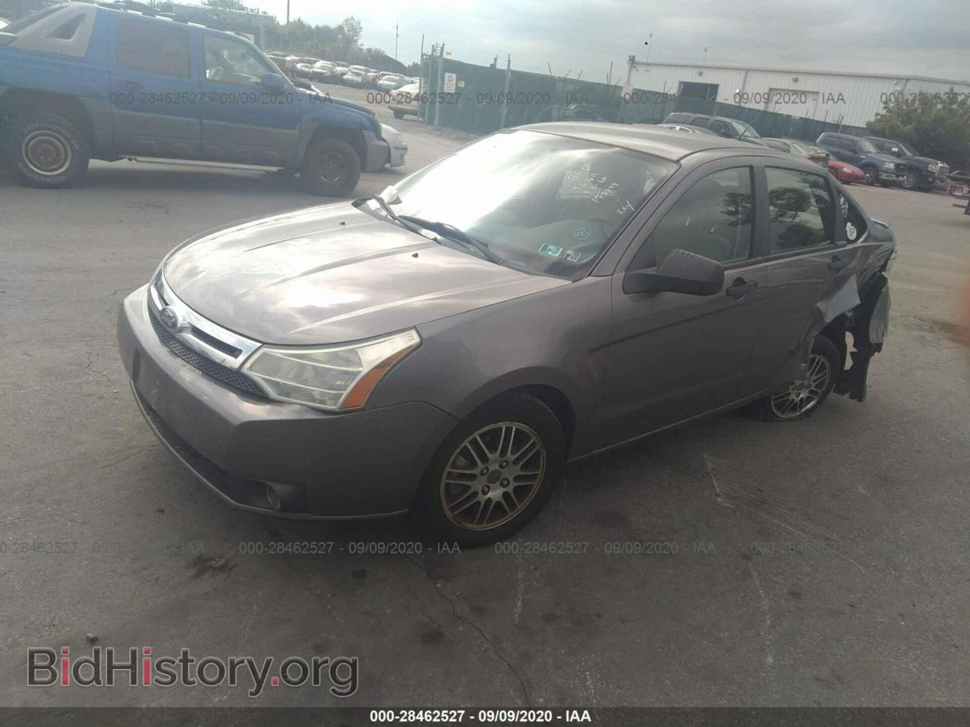 2011 FORD FOCUS - VIN: 1FAHP3FN8BW173144 - Фото 2