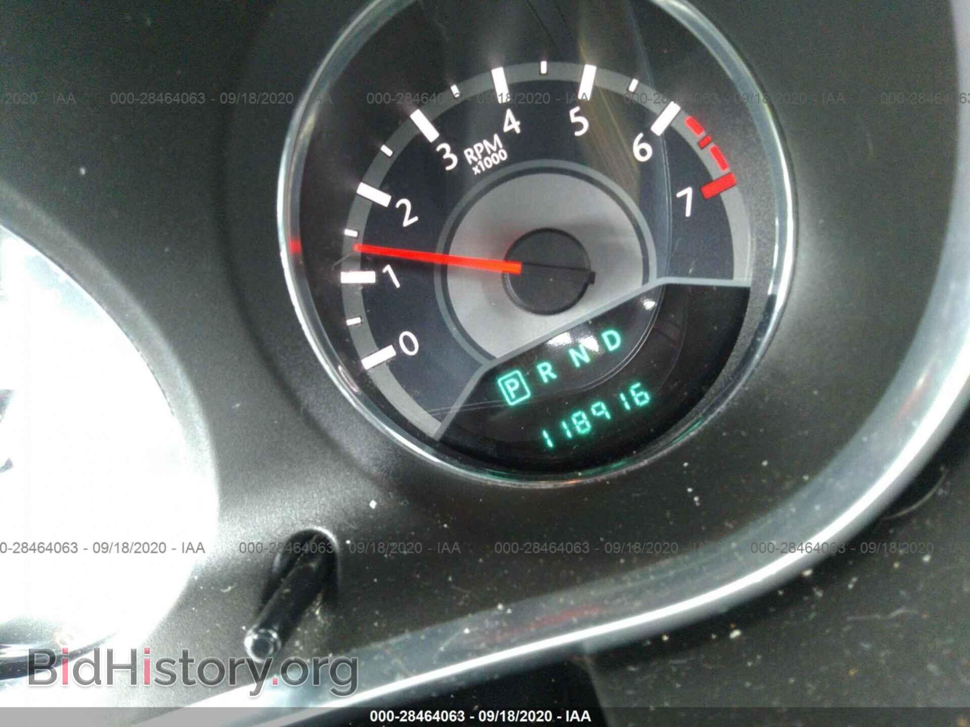 2014 CHRYSLER 200 - VIN: 1C3CCBAB8EN205936 - Фото 7