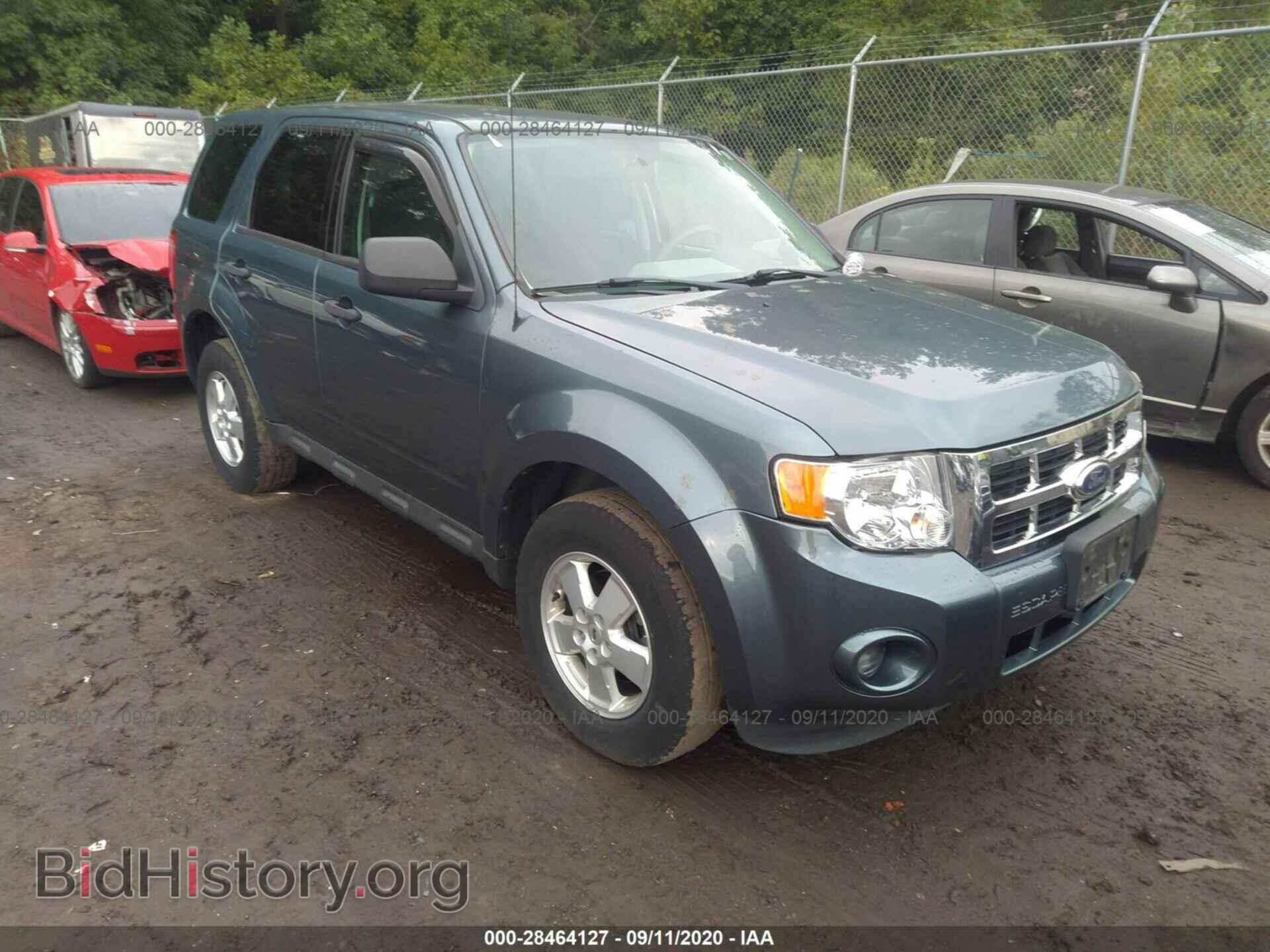 Фотография 1FMCU0C70BKB89097 - FORD ESCAPE 2011