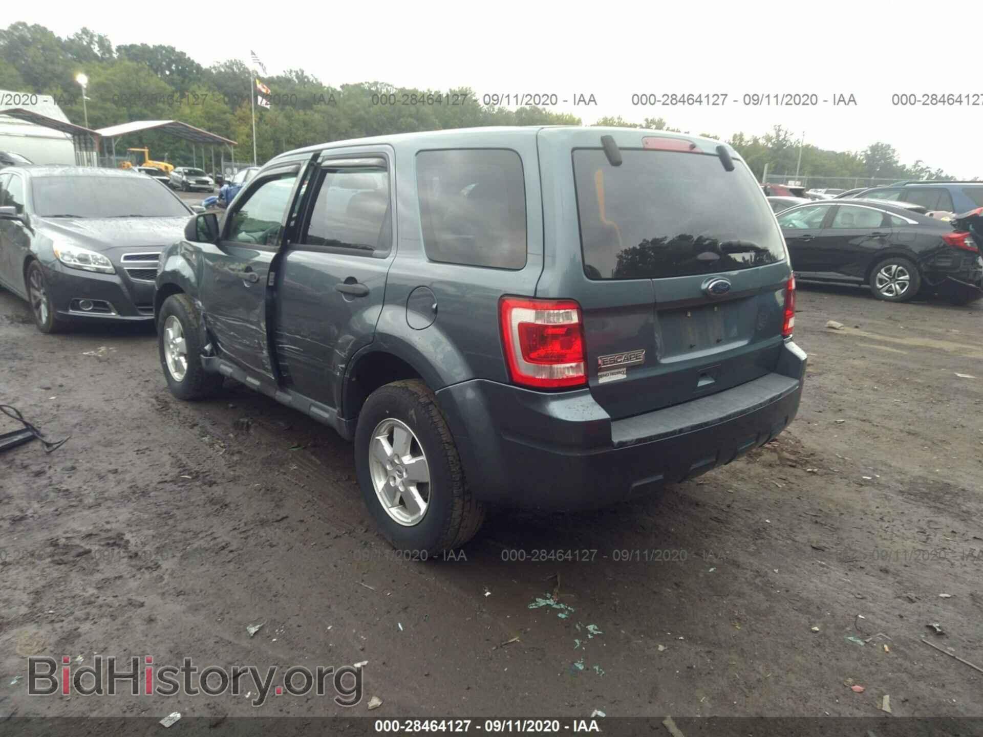 2011 FORD ESCAPE - VIN: 1FMCU0C70BKB89097 - Фото 3