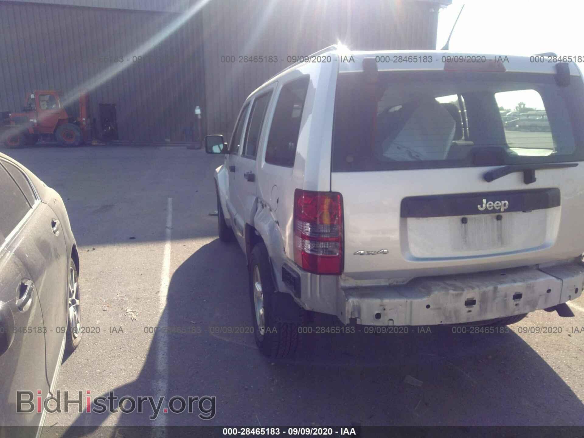 2011 JEEP LIBERTY - VIN: 1J4PN2GK6BW562191 - Фото 3