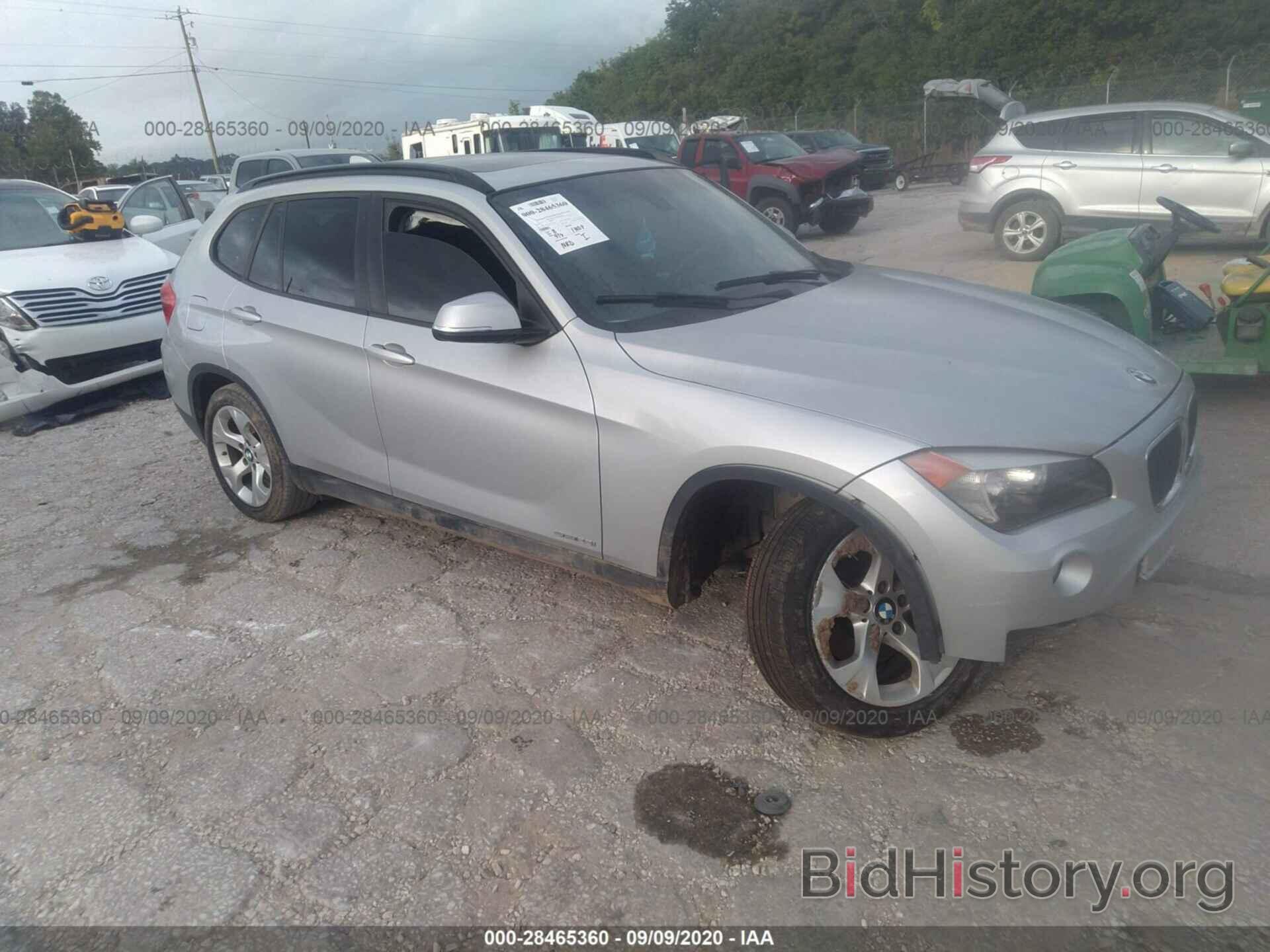 Фотография WBAVM1C55EVW49677 - BMW X1 2014