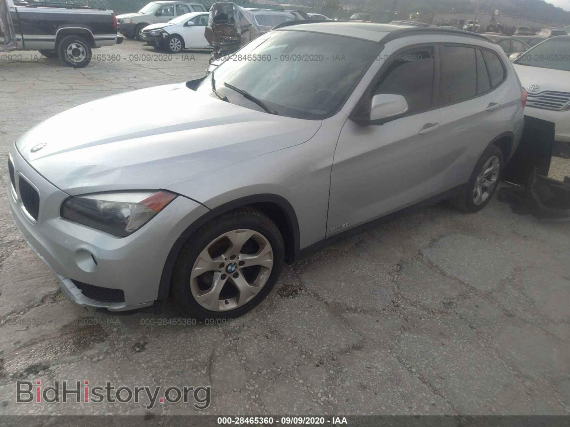 2014 BMW X1 - VIN: WBAVM1C55EVW49677 - Фото 2