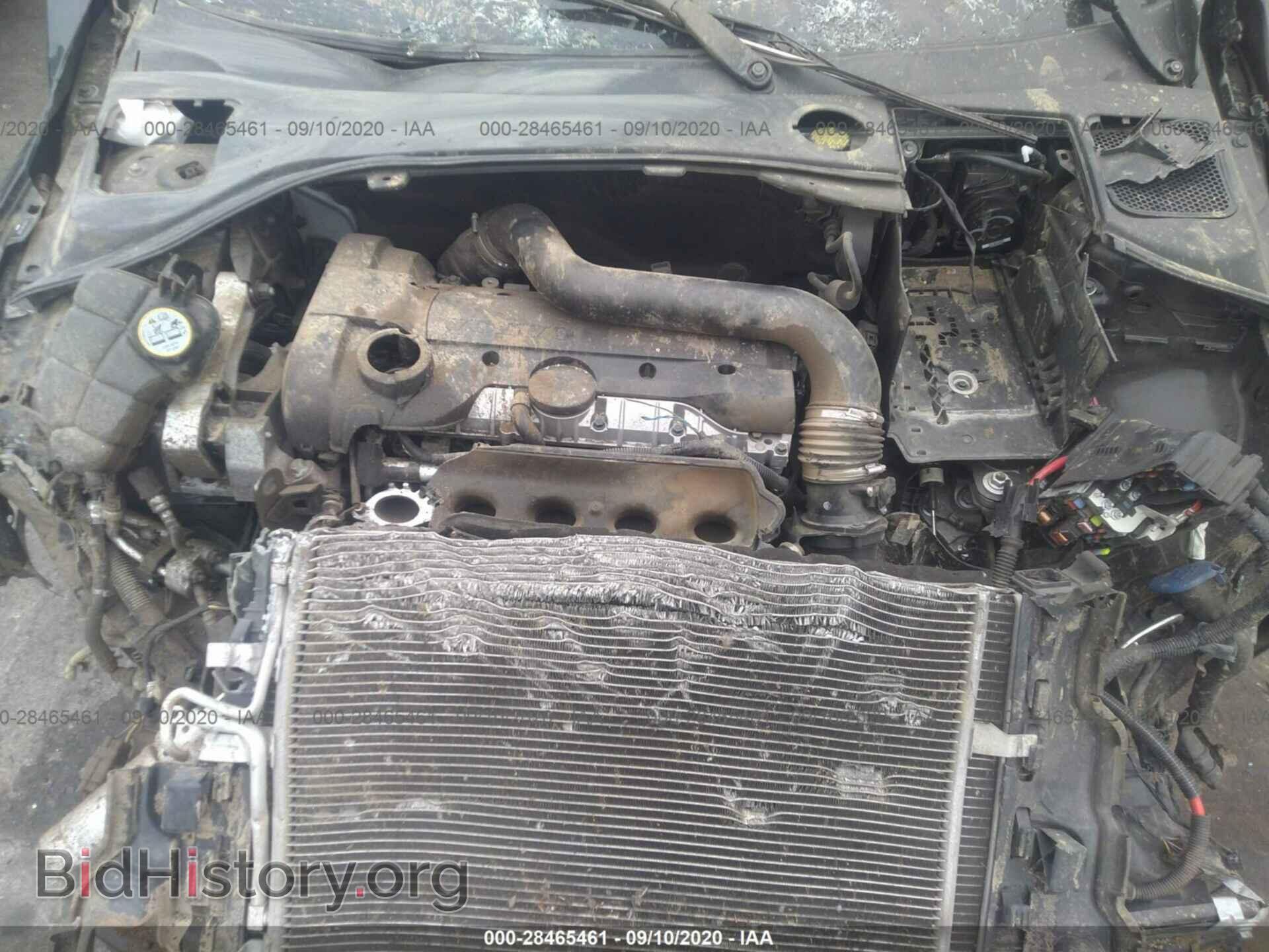 2014 VOLVO S60 - VIN: YV1612FS8E1292827 - Фото 10
