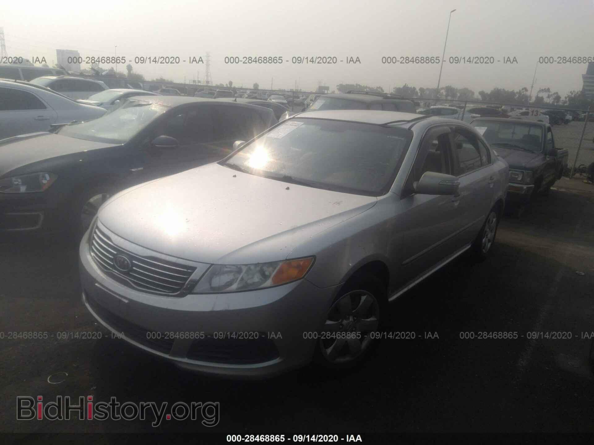 2009 KIA OPTIMA - VIN: KNAGE228595313007 - Фото 2