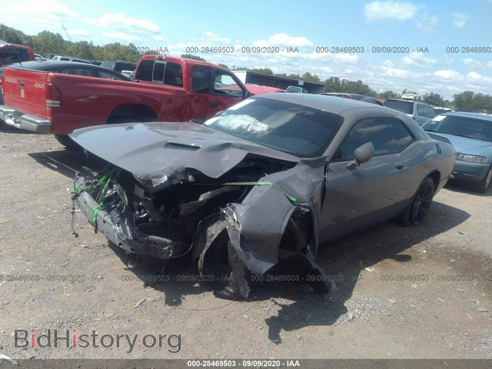 2018 DODGE CHALLENGER - VIN: 2C3CDZAG1JH334704 - Photo 2