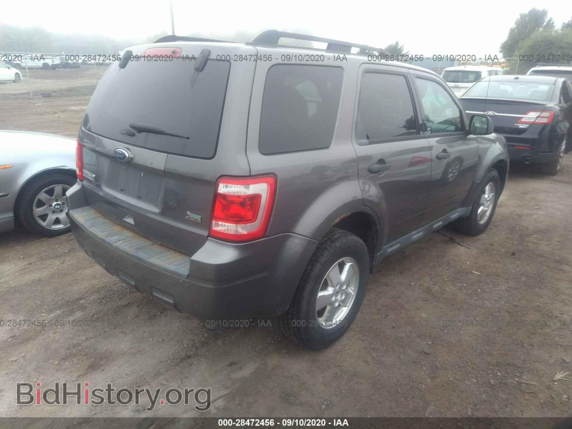 2011 FORD ESCAPE - VIN: 1FMCU9DG0BKB74120 - Фото 4