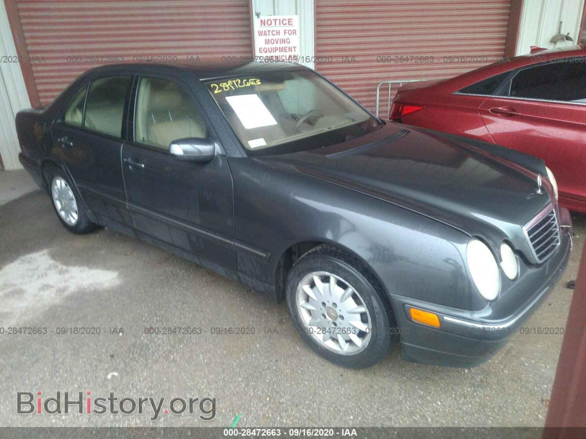 Фотография WDBJF65J51B357217 - MERCEDES-BENZ E-CLASS 2001