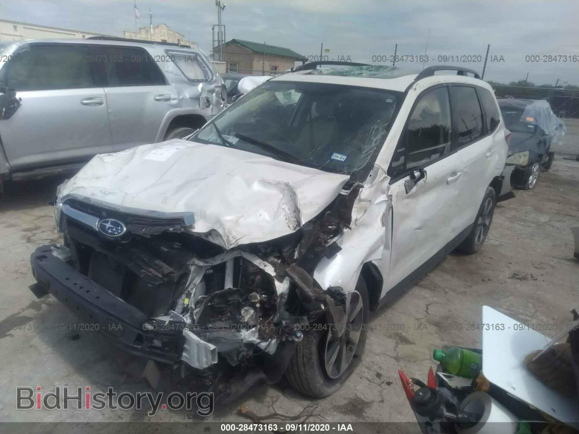 2017 SUBARU FORESTER - VIN: JF2SJAEC9HH536037 - Фото 2
