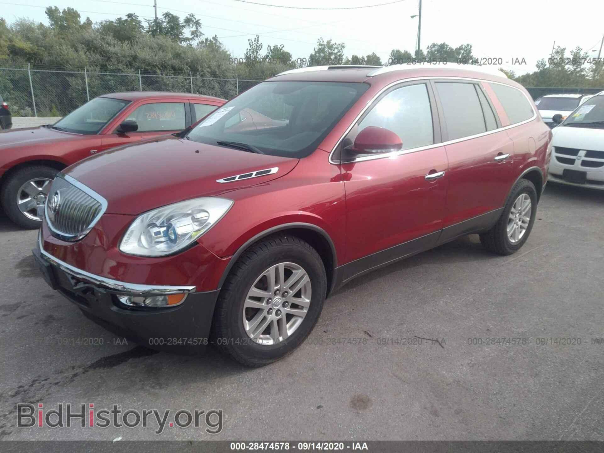 2012 BUICK ENCLAVE - VIN: 5GAKRAED5CJ398242 - Photo 2