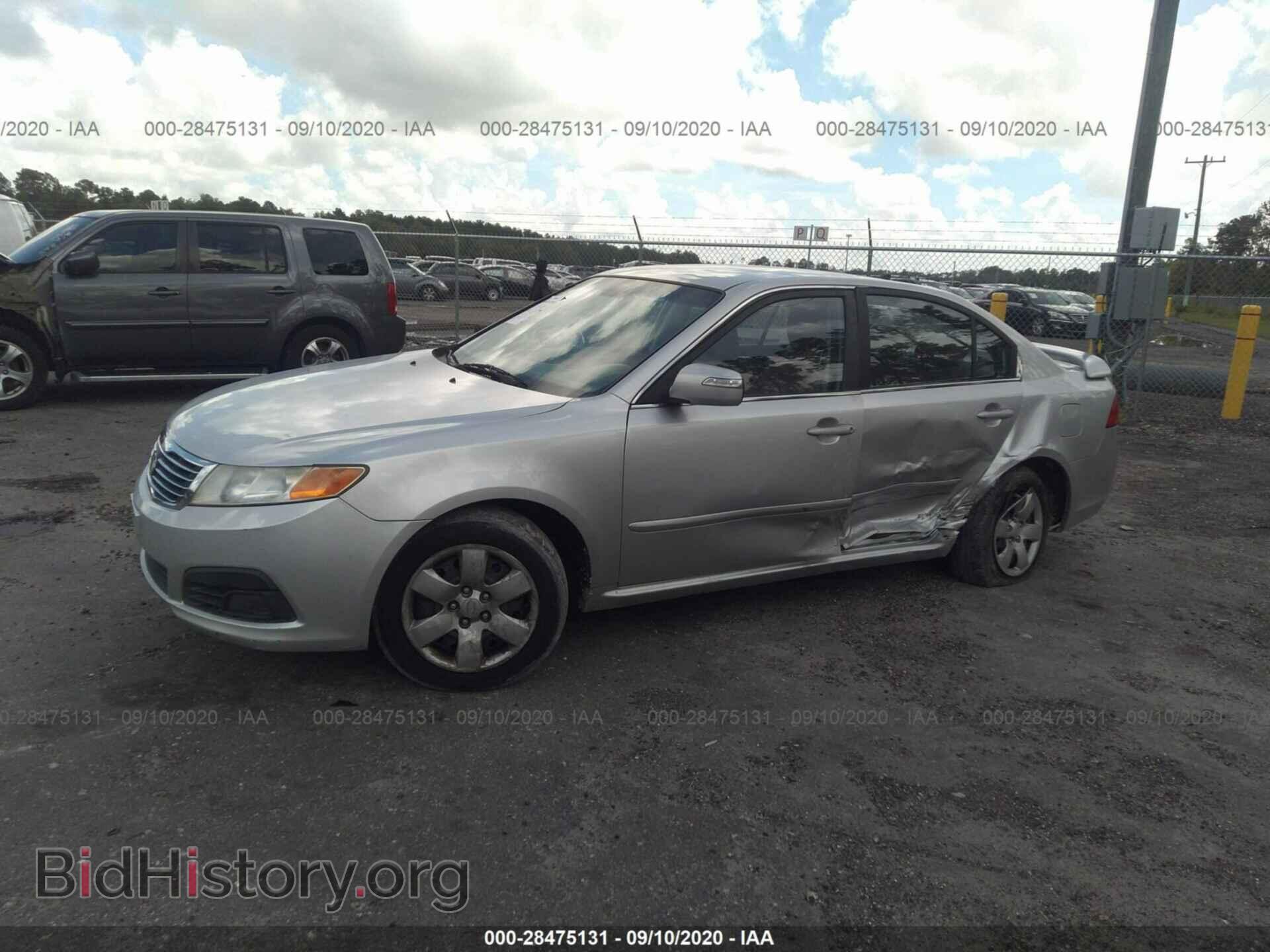 2009 KIA OPTIMA - VIN: KNAGE228095301282 - Фото 2