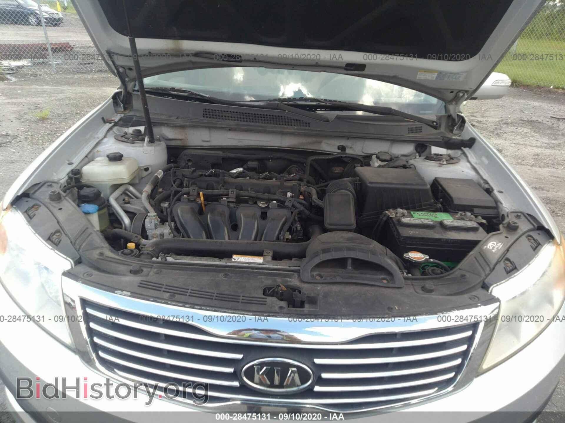 2009 KIA OPTIMA - VIN: KNAGE228095301282 - Фото 10