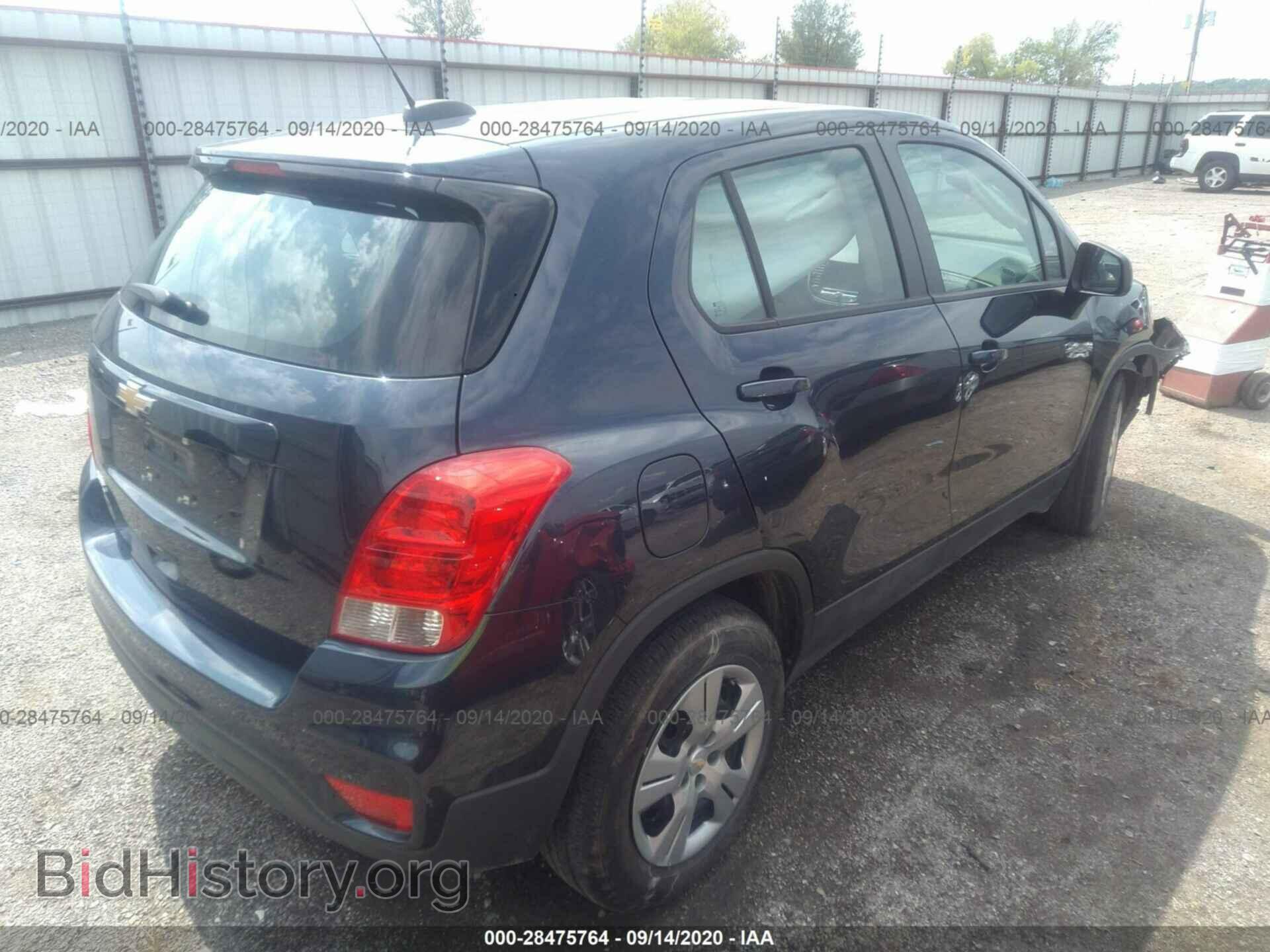 2019 CHEVROLET TRAX - VIN: 3GNCJKSB4KL185137 - Фото 4