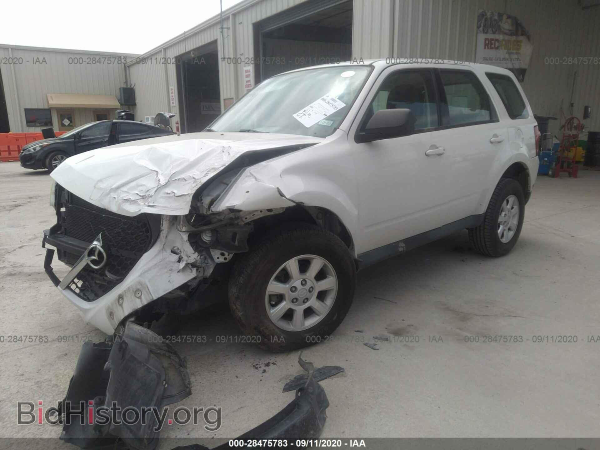 2011 MAZDA TRIBUTE - VIN: 4F2CY0C77BKM06511 - Фото 2