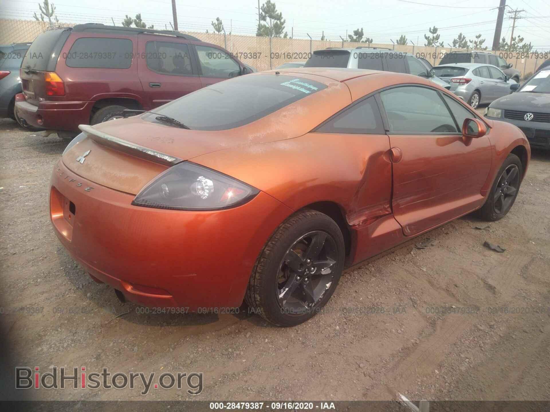 2006 MITSUBISHI ECLIPSE - VIN: 4A3AK24F16E037172 - Photo 4
