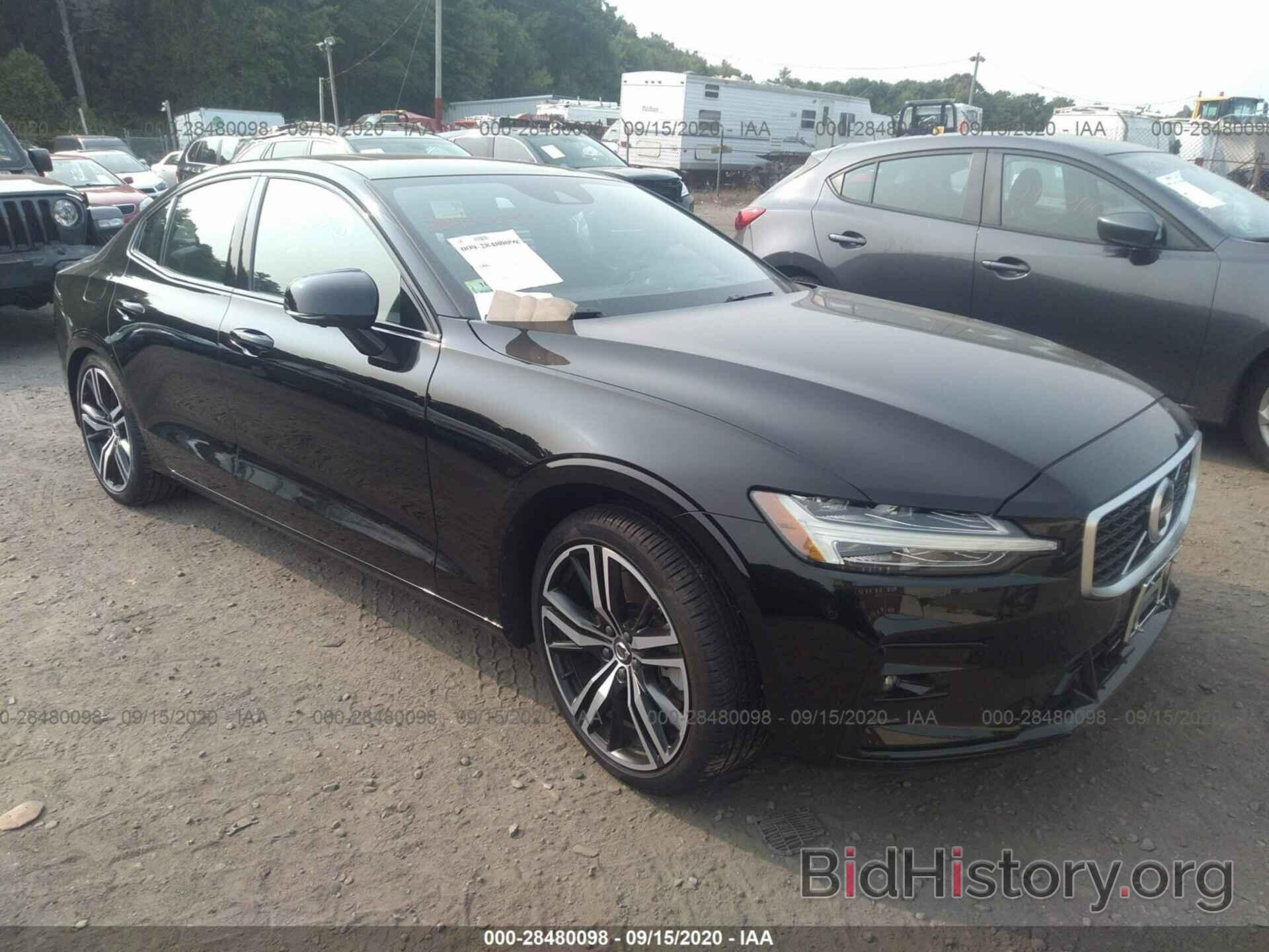 Photo 7JRA22TM2KG005446 - VOLVO S60 2019