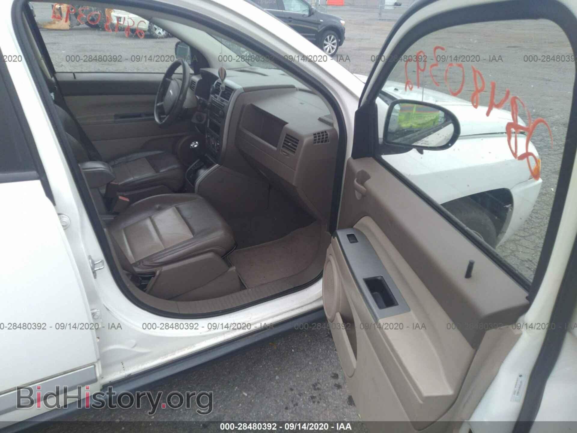 2007 JEEP COMPASS - VIN: 1J8FT57W07D108672 - Фото 5