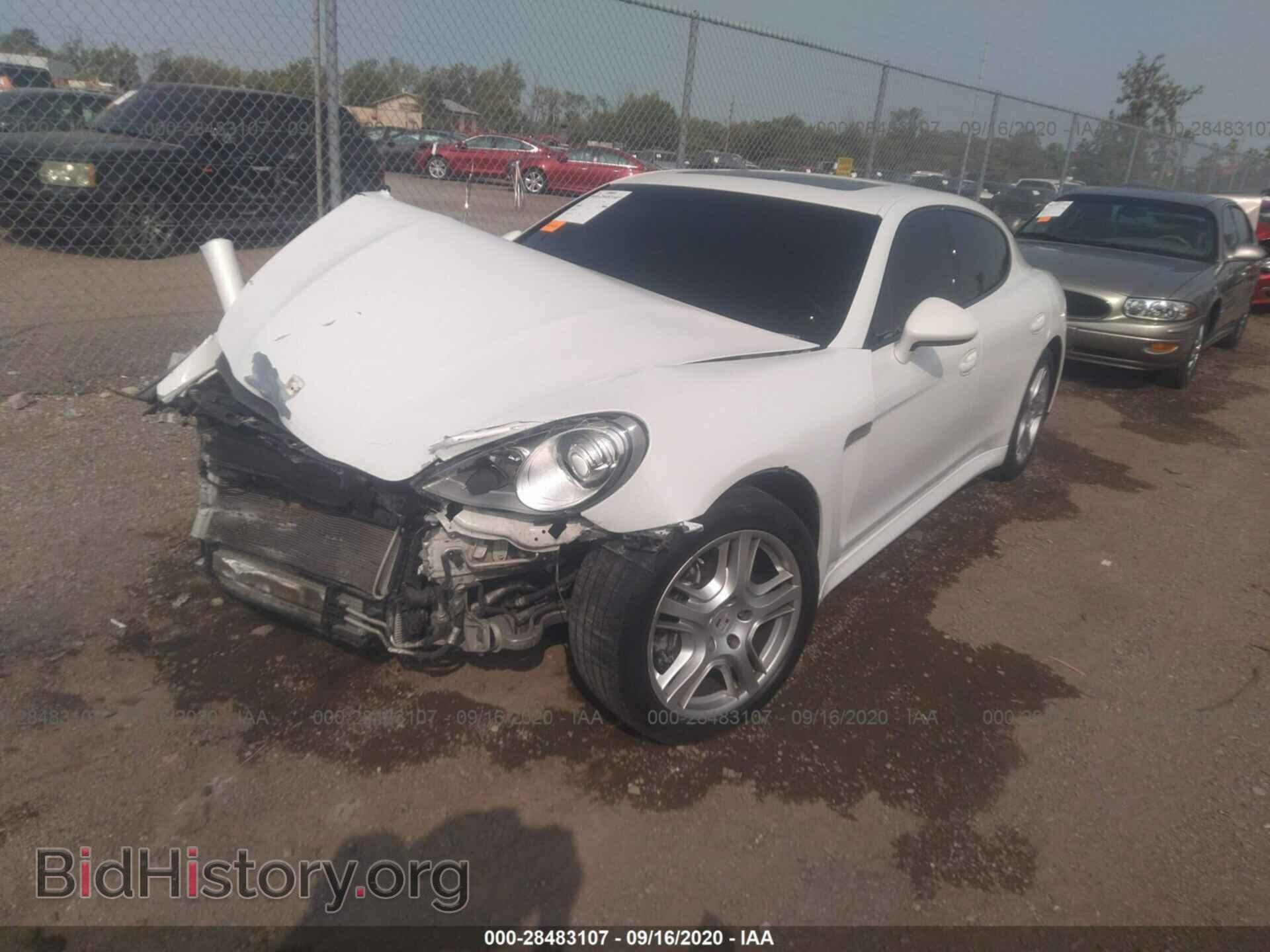 2011 PORSCHE PANAMERA - VIN: WP0AA2A72BL012001 - Фото 2