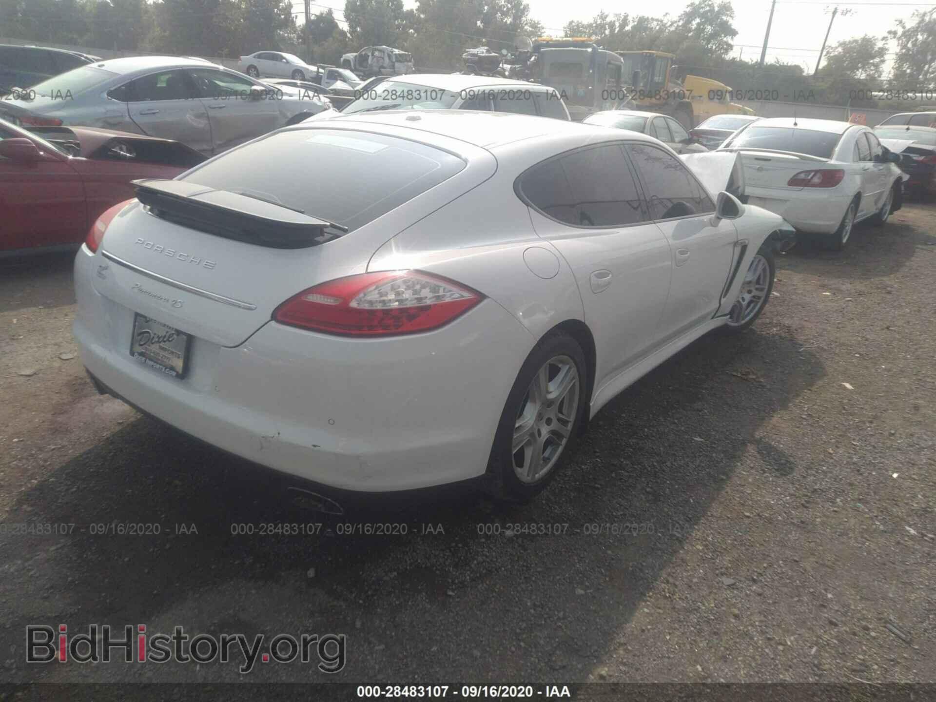 2011 PORSCHE PANAMERA - VIN: WP0AA2A72BL012001 - Фото 4